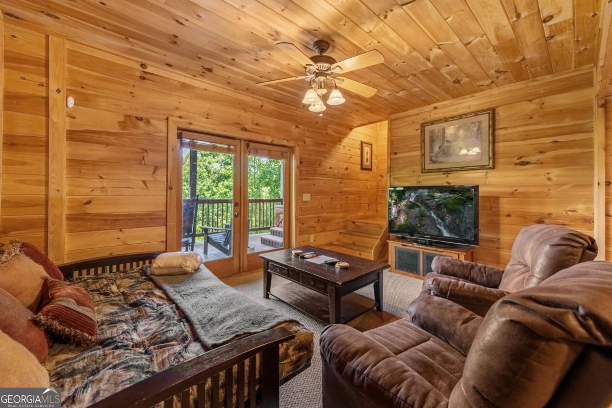 469 Mountain High Drive Property Photo 29