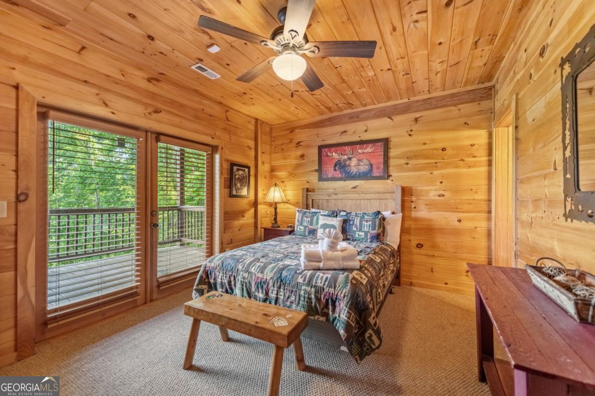 469 Mountain High Drive Property Photo 32