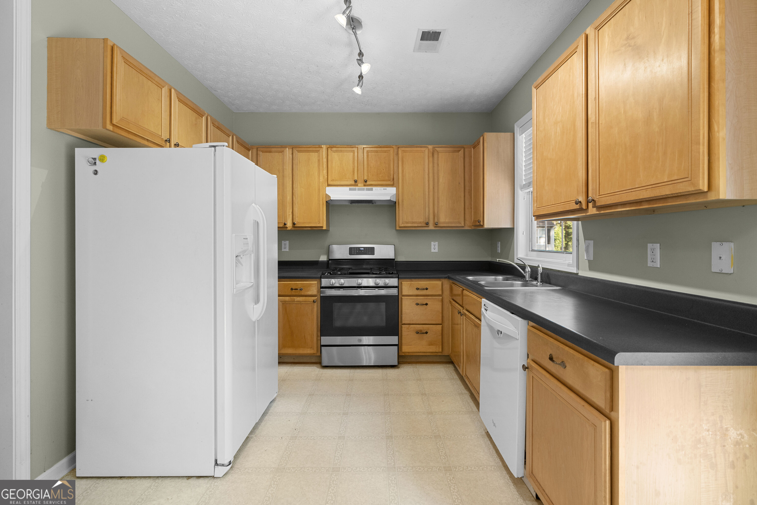 224 Copperbend Drive Property Photo 10