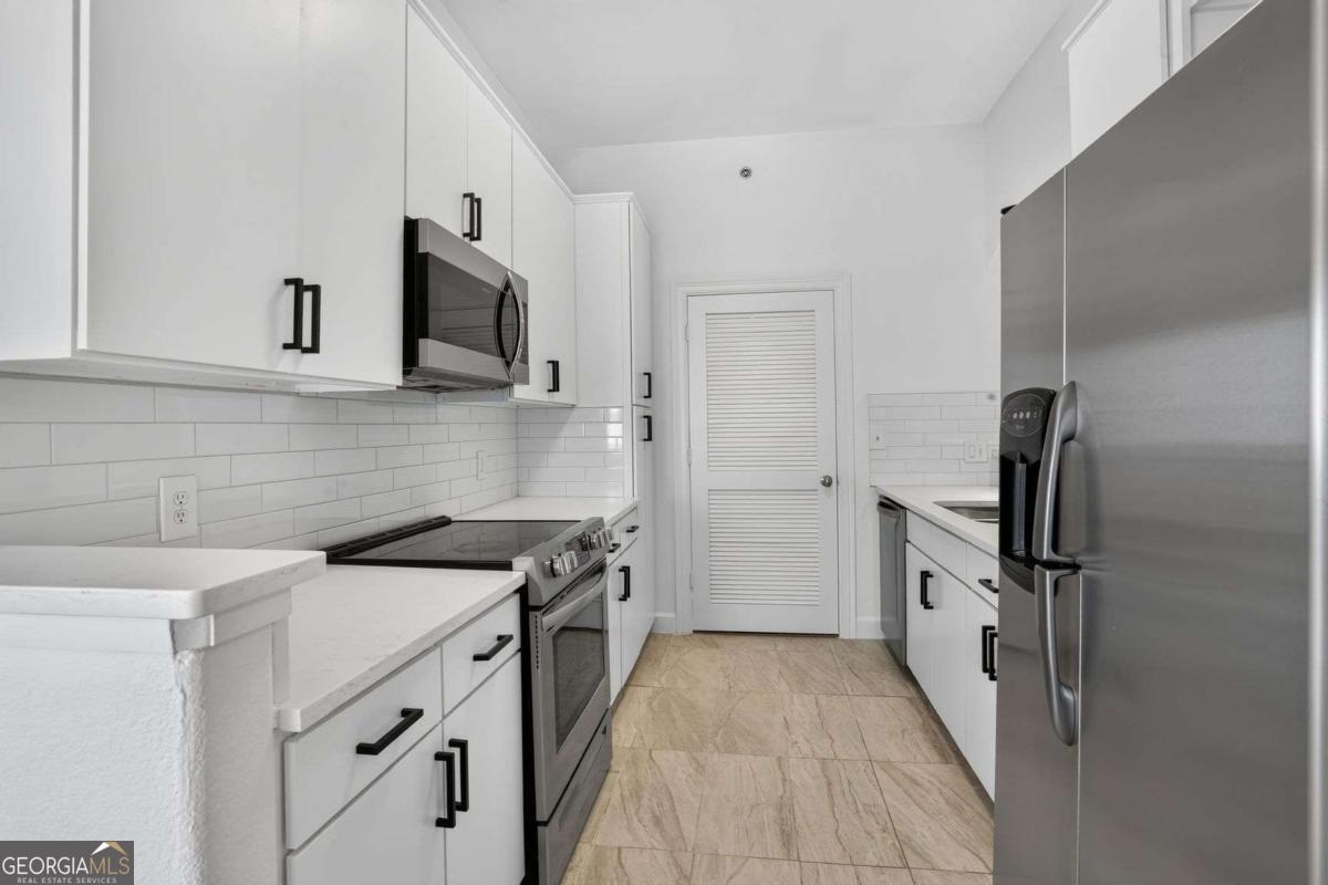 3445 Stratford Road Ne # 2403 Property Photo 10