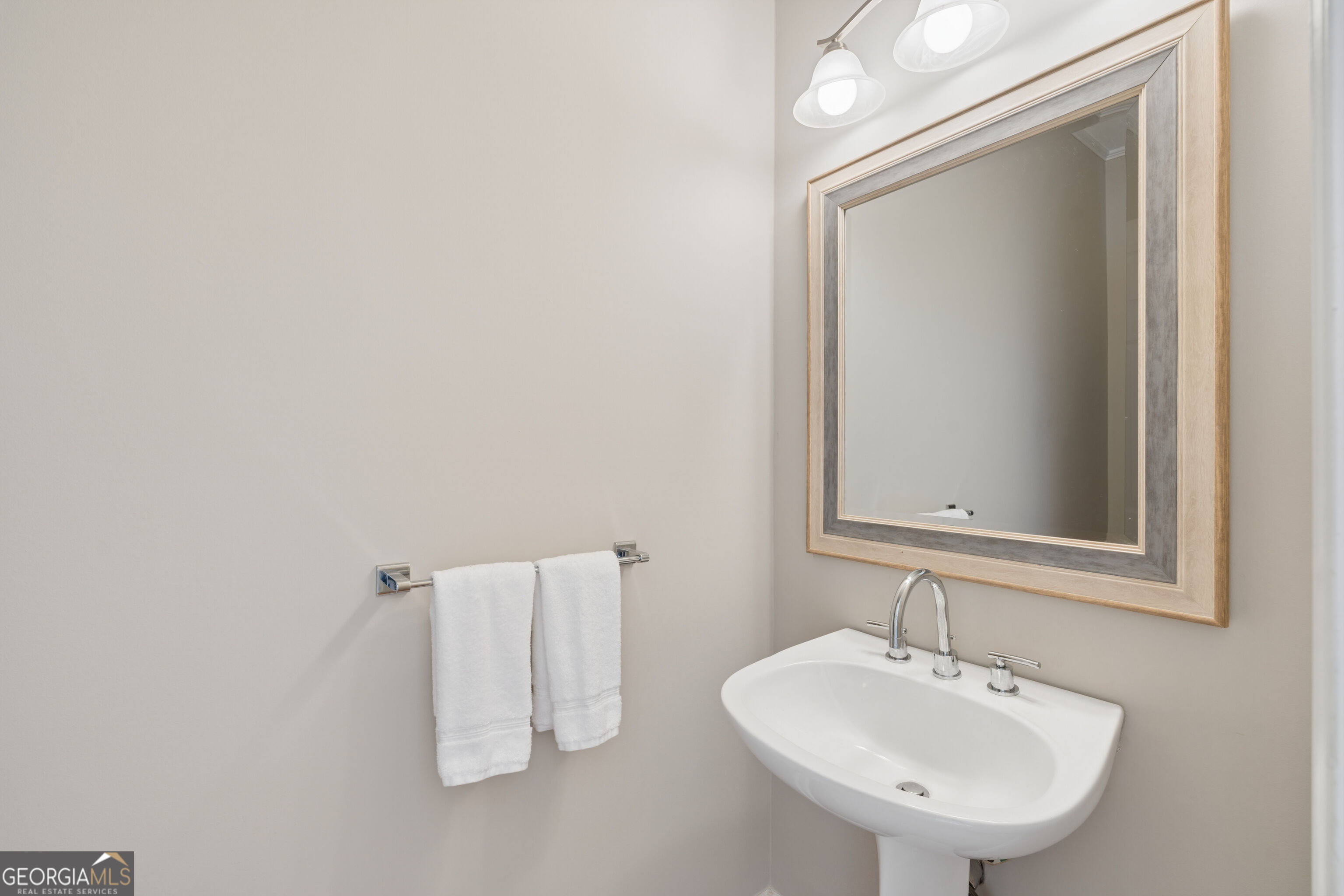 420 Dunhill View Court Property Photo 12