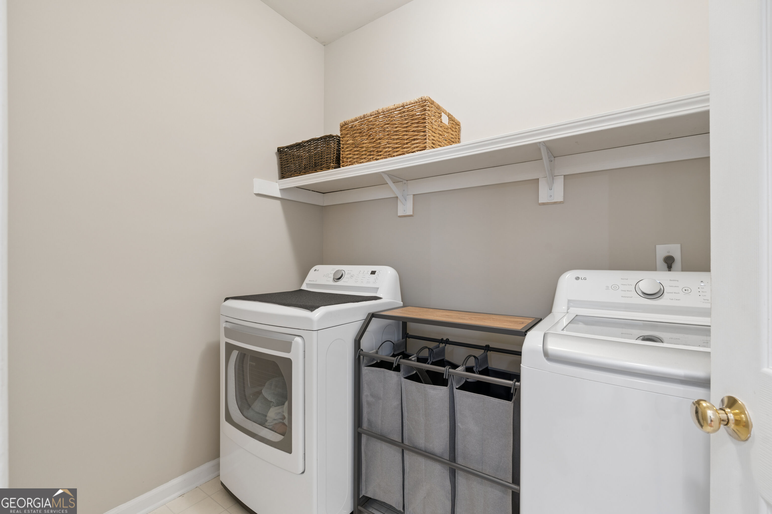 420 Dunhill View Court Property Photo 13