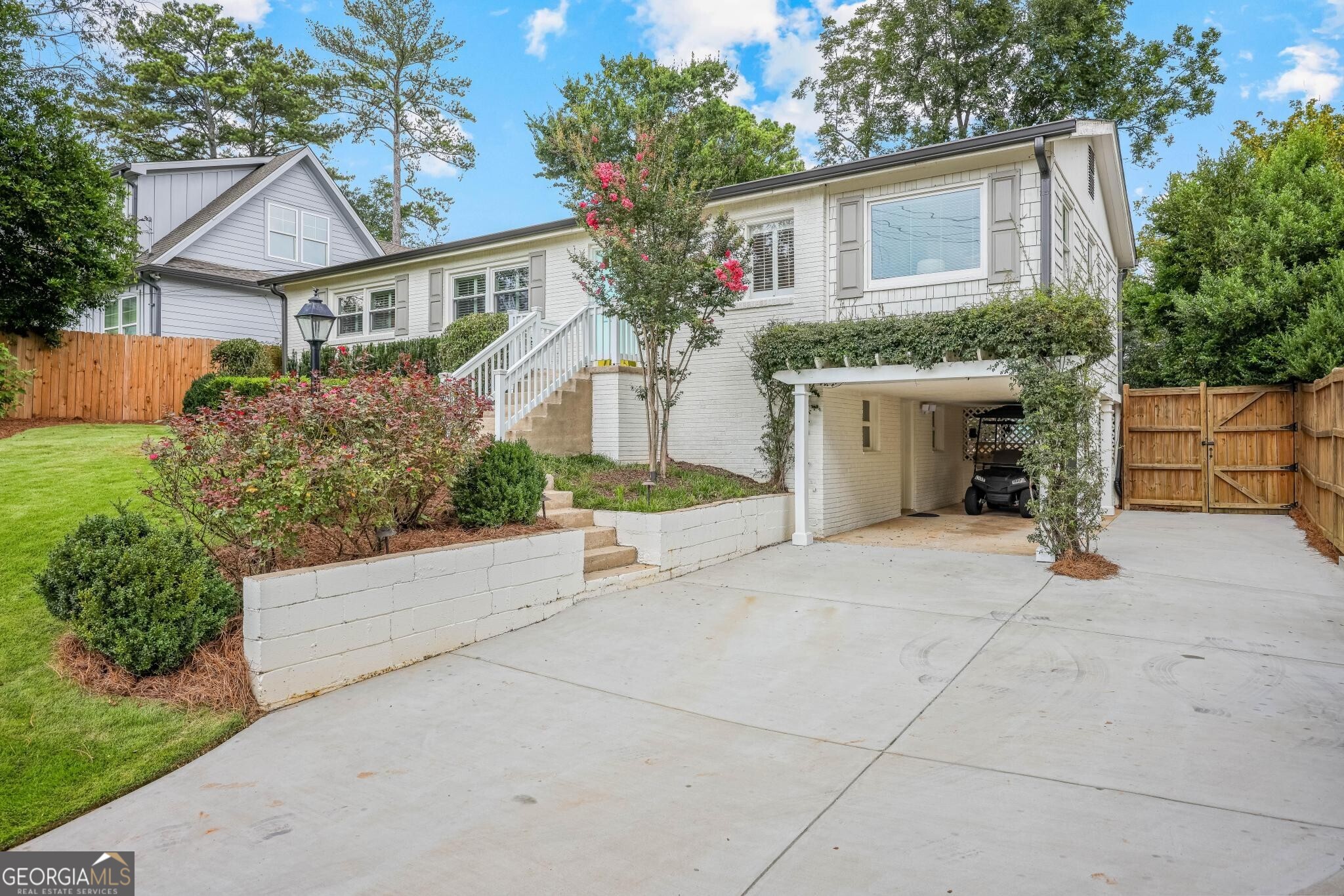 2524 Drew Valley Road Property Photo 2