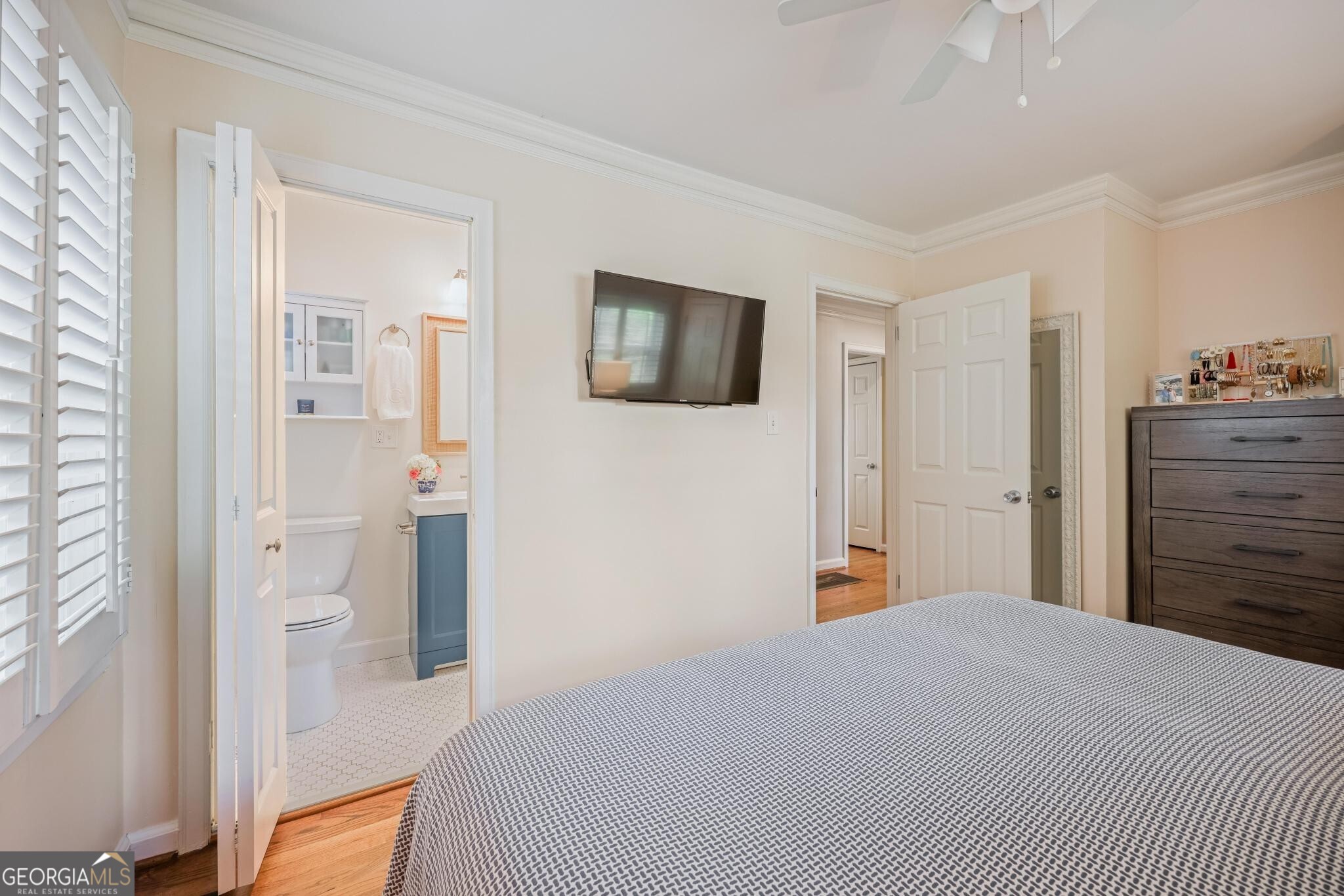 2524 Drew Valley Road Property Photo 16