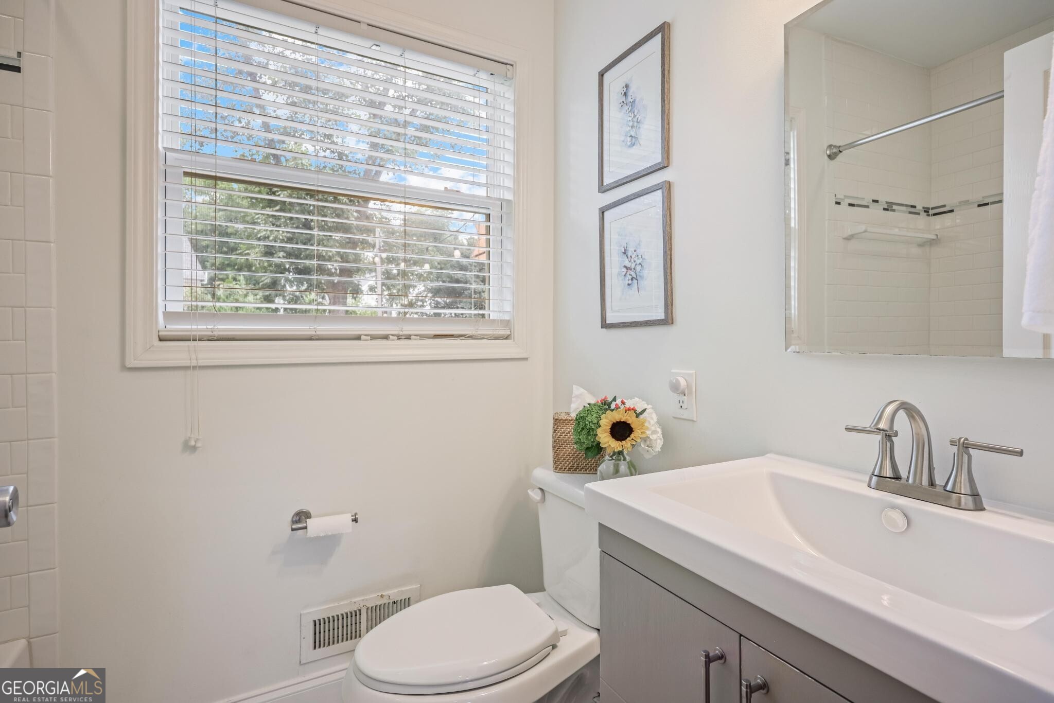 2524 Drew Valley Road Property Photo 21