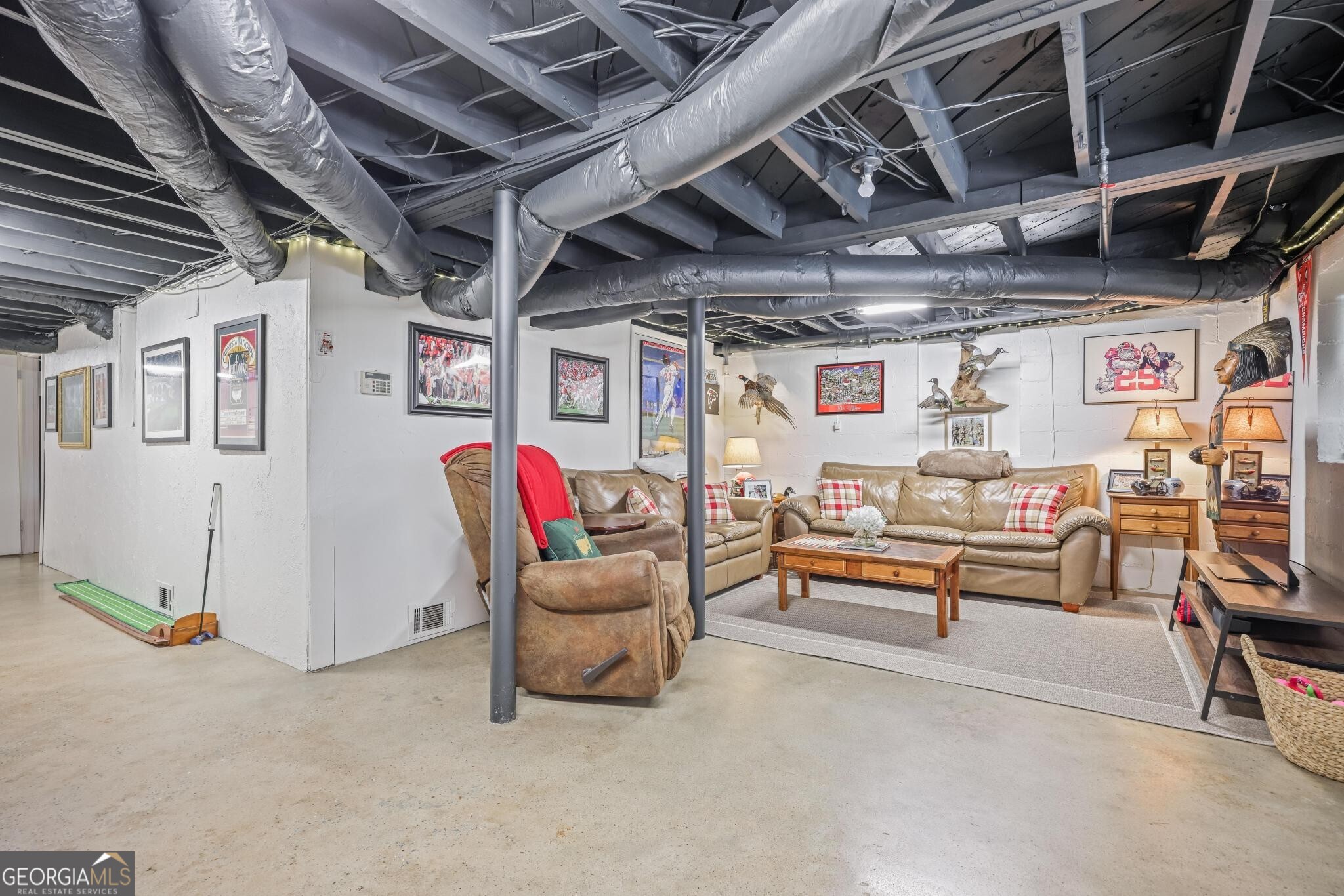 2524 Drew Valley Road Property Photo 24