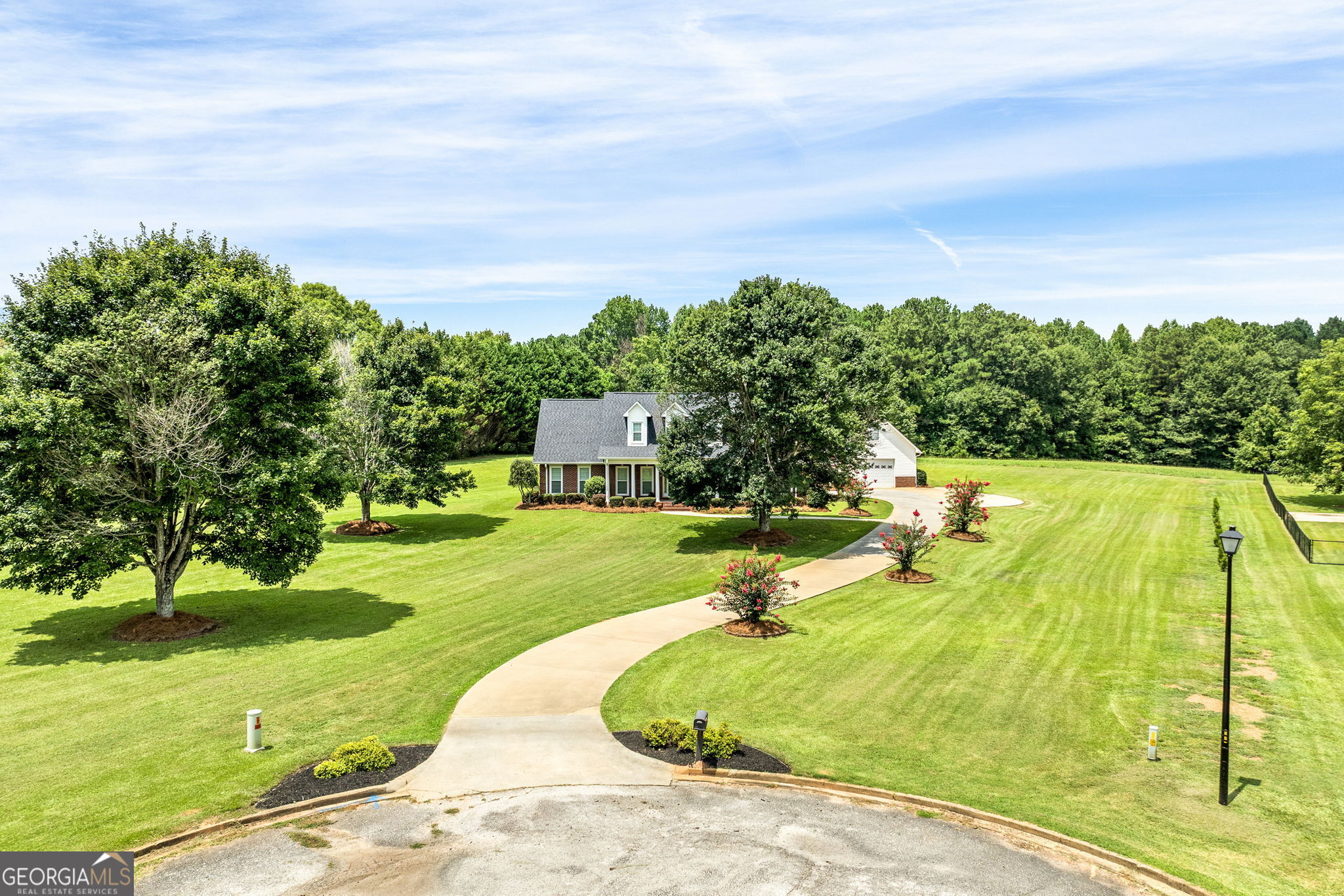 174 Oakview Way Property Photo 1