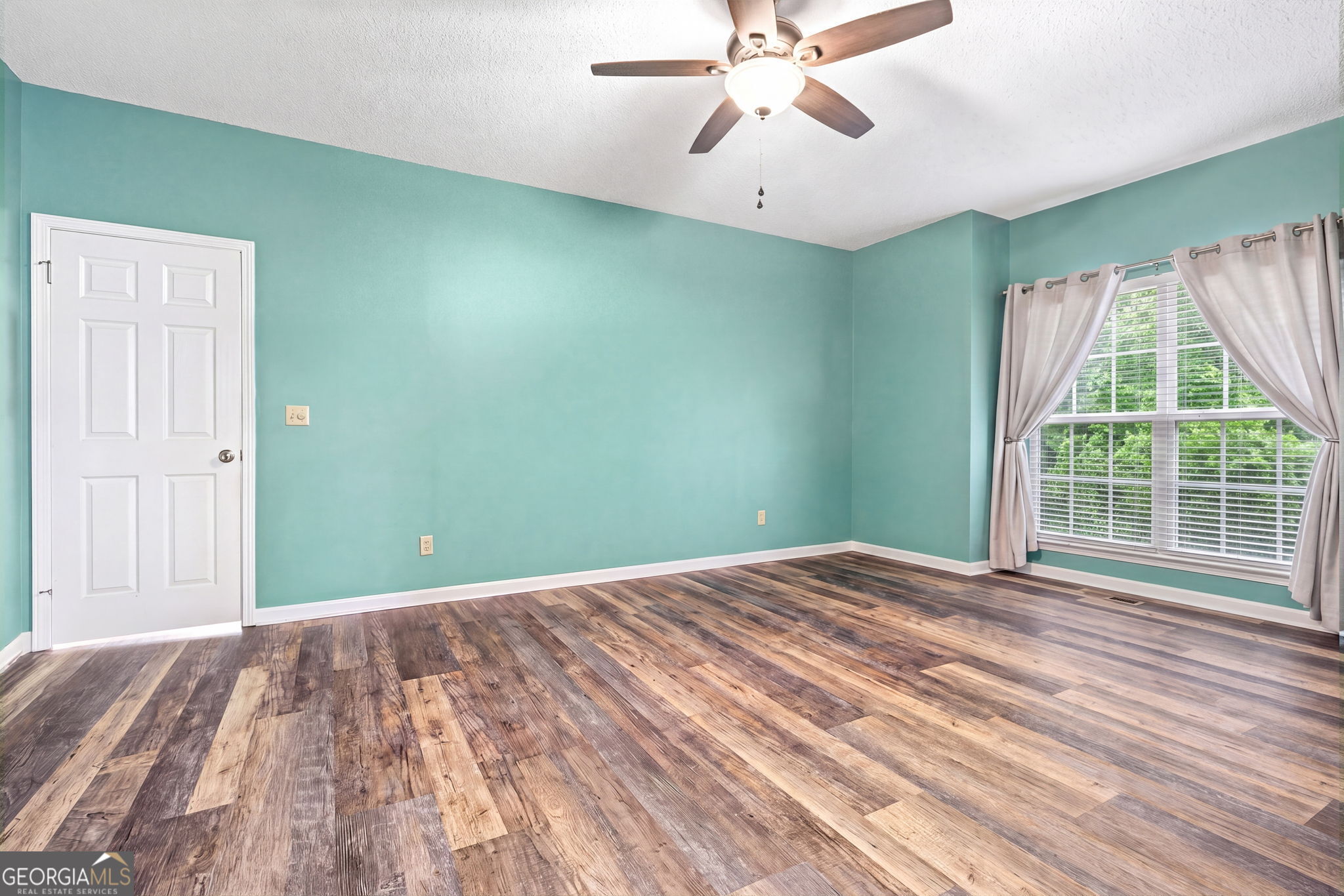 174 Oakview Way Property Photo 14