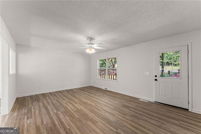 31 S Wind Drive Property Photo 10