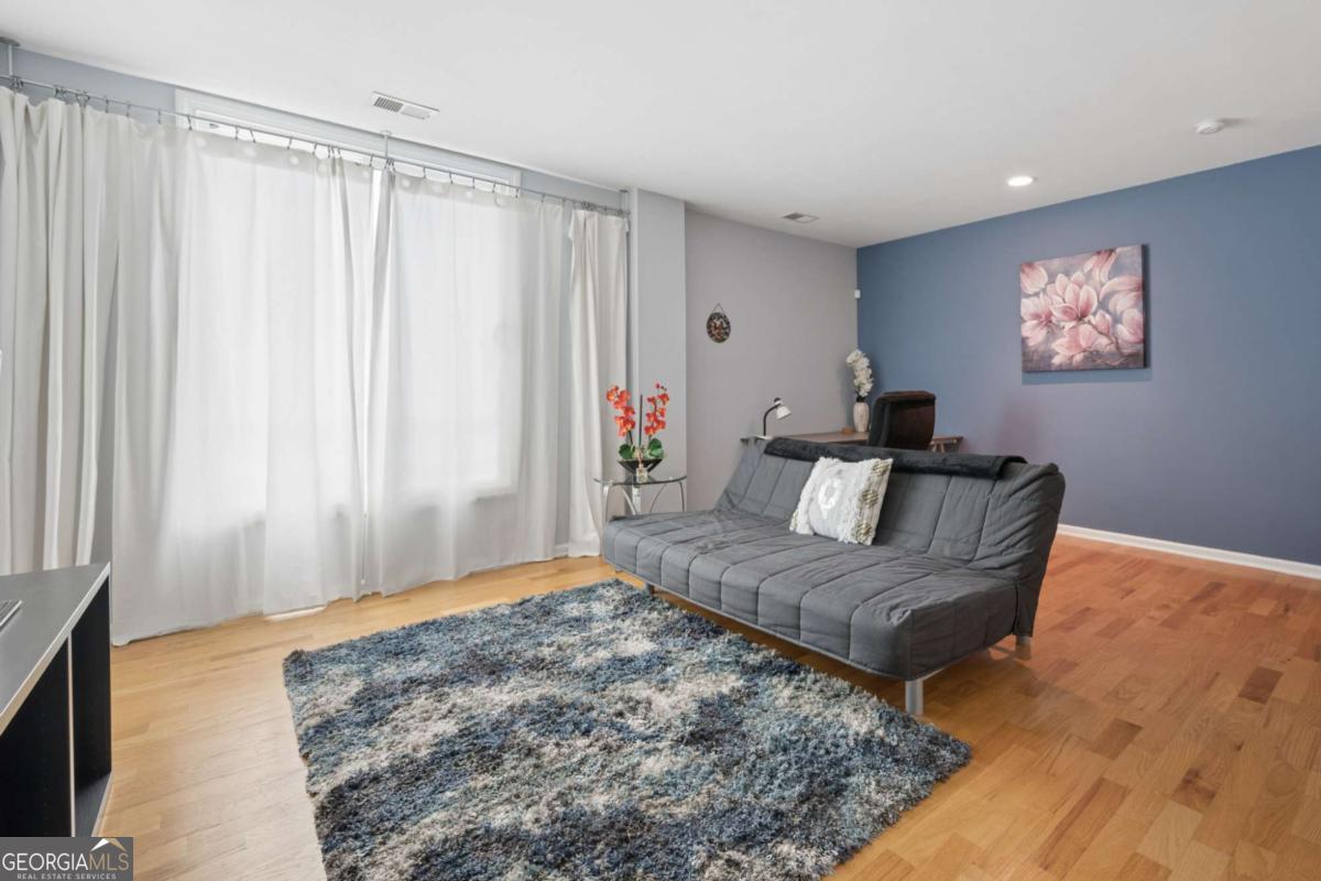 1421 Peachtree Street Ne # 304 Property Photo 6