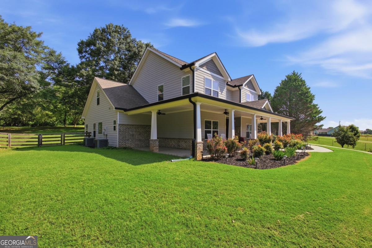 579 New Cut Road Property Photo 2