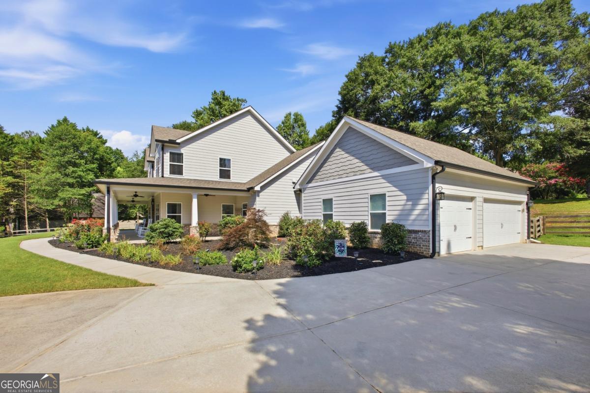 579 New Cut Road Property Photo 3