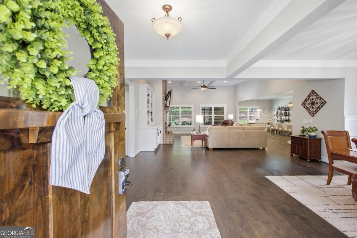 579 New Cut Road Property Photo 12