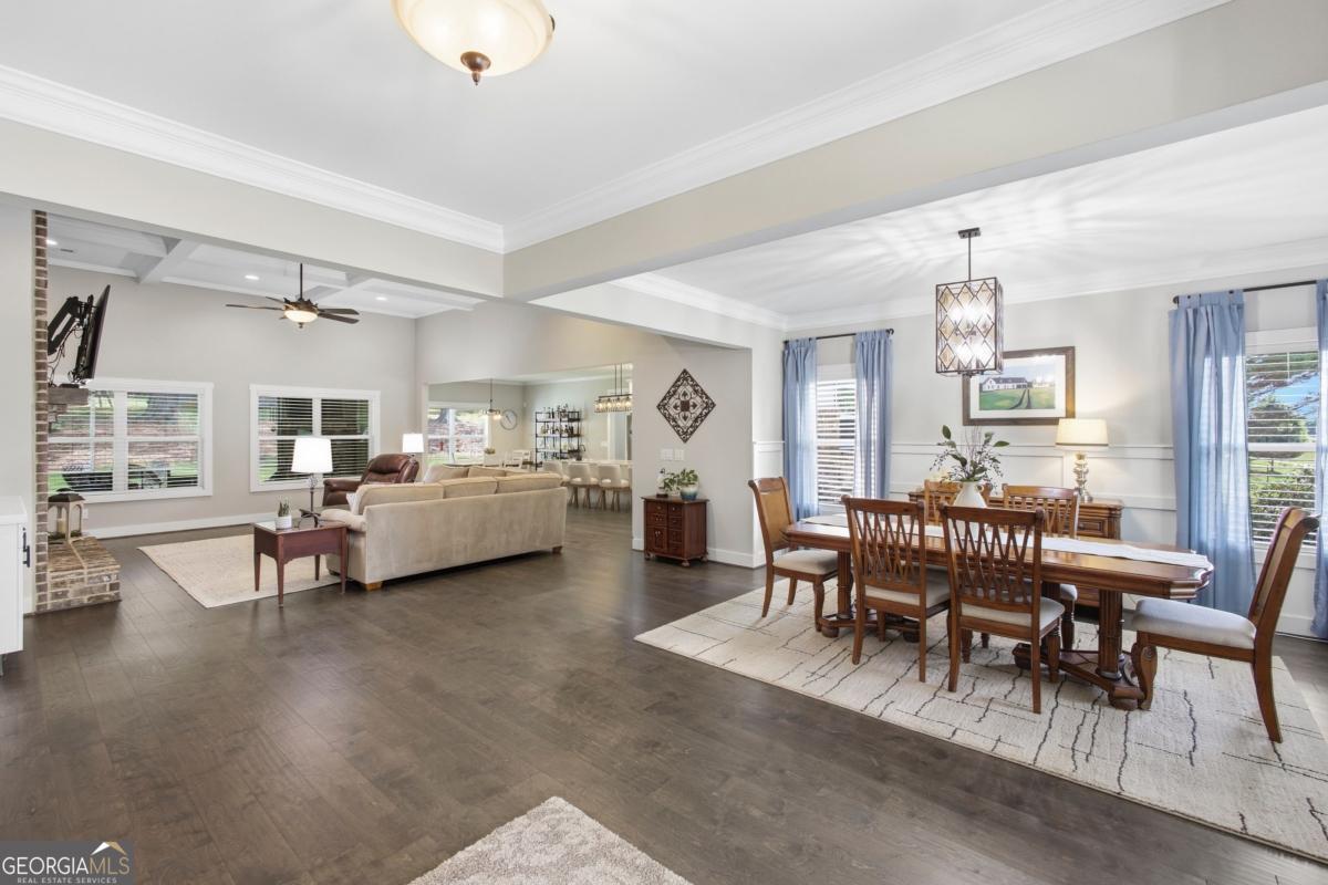 579 New Cut Road Property Photo 17