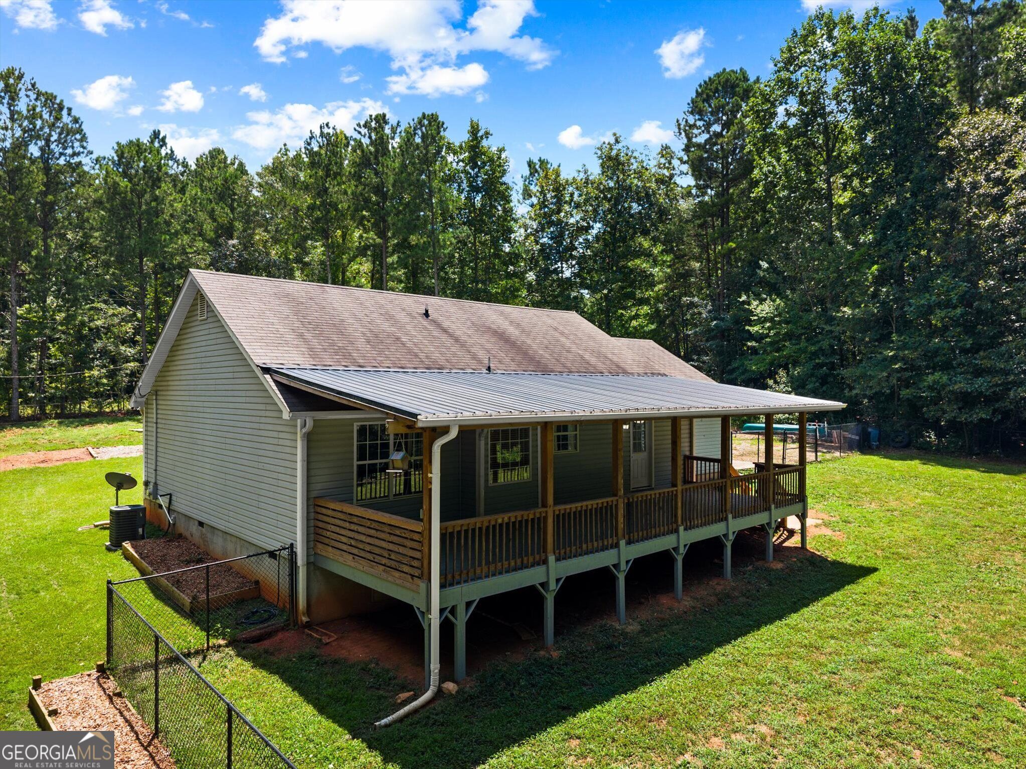 190 Smoak Field Road Property Photo 7