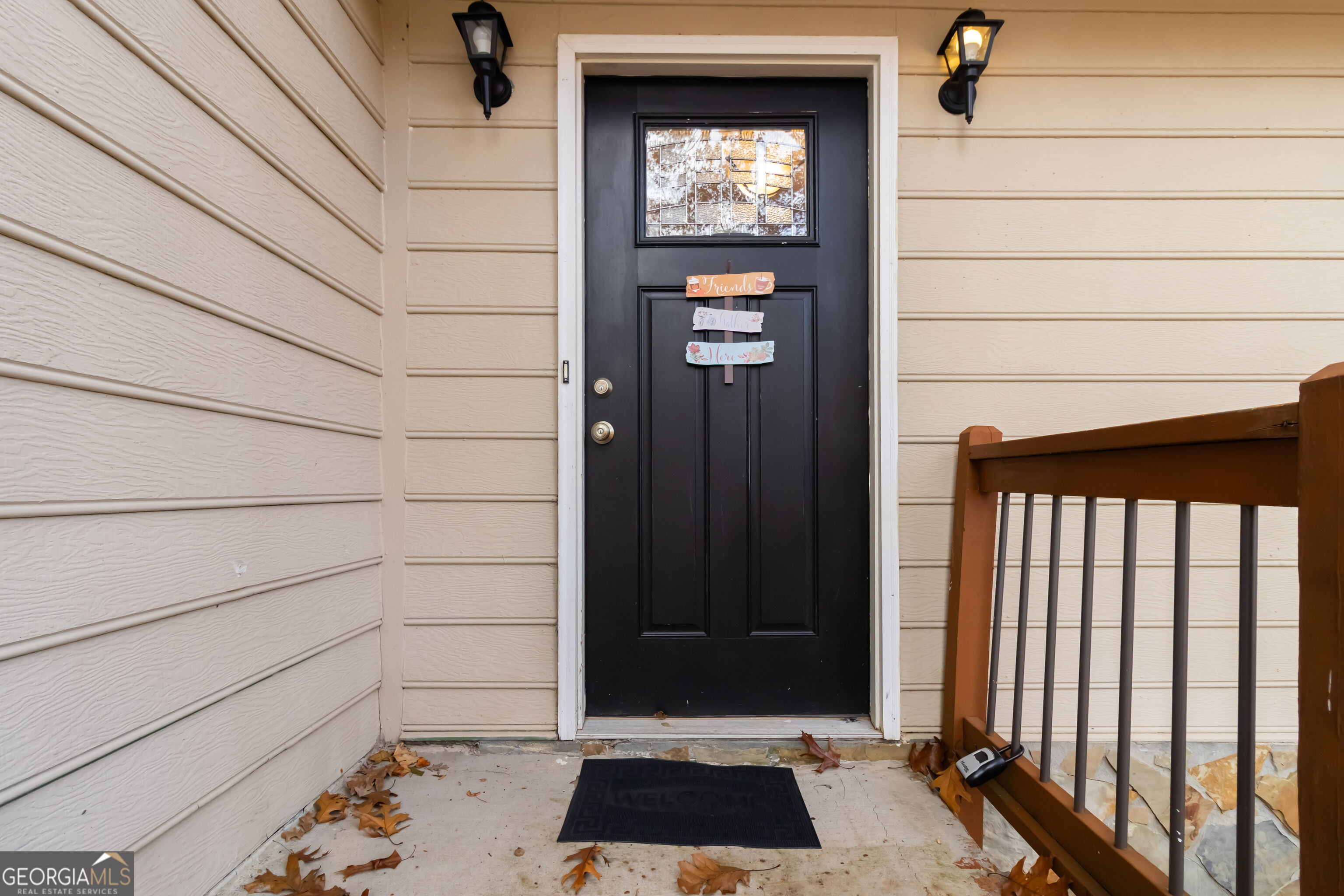 888 Chartley Drive Property Photo 3