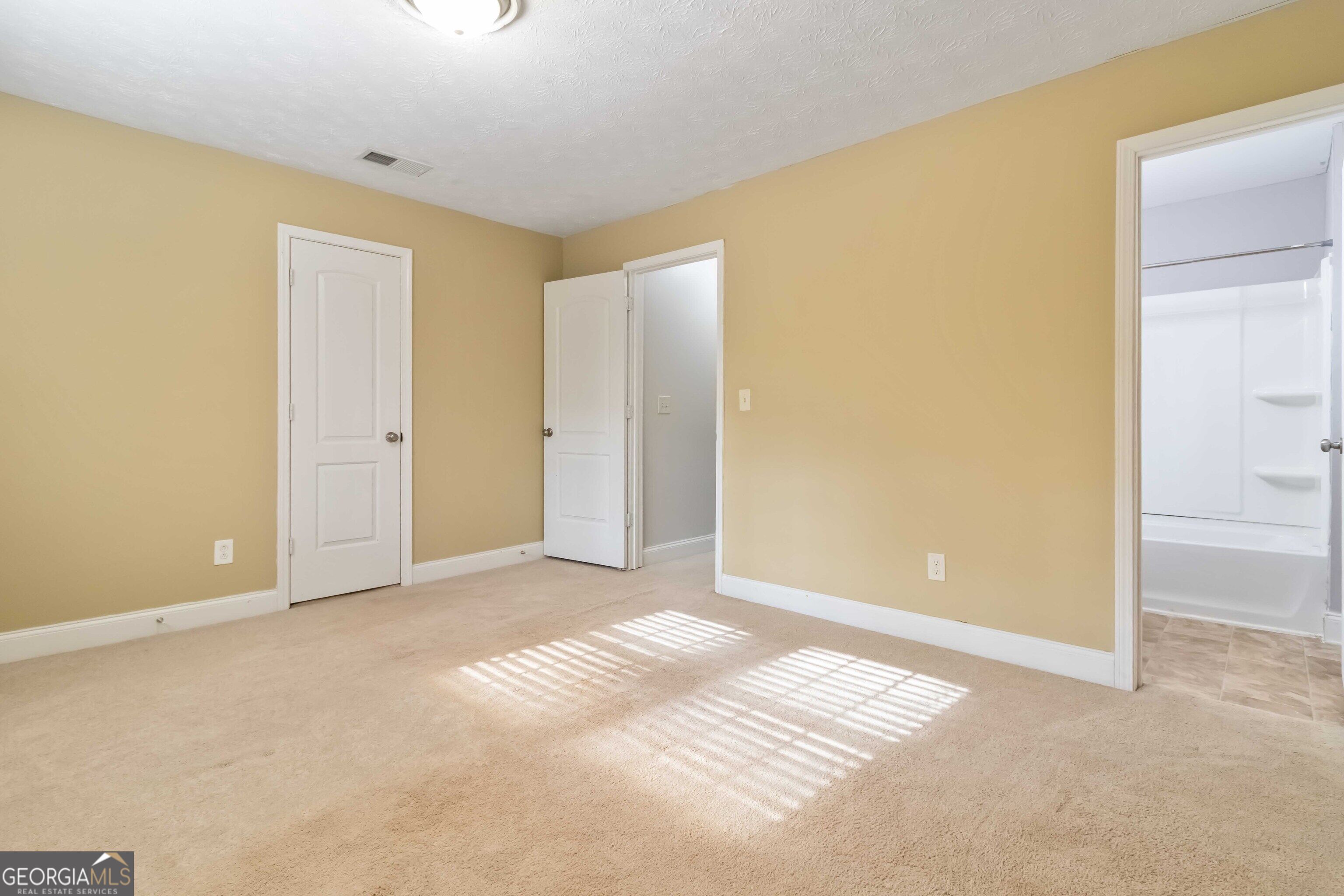 888 Chartley Drive Property Photo 16