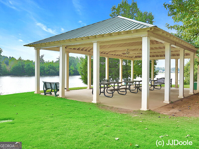 247 Highwoods Parkway Property Photo 15