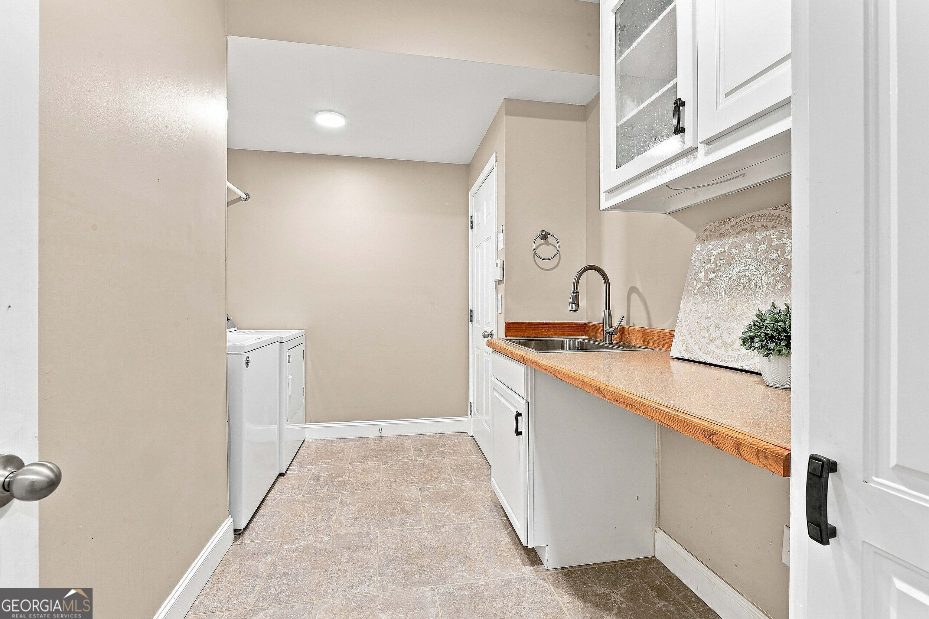 247 Highwoods Parkway Property Photo 31