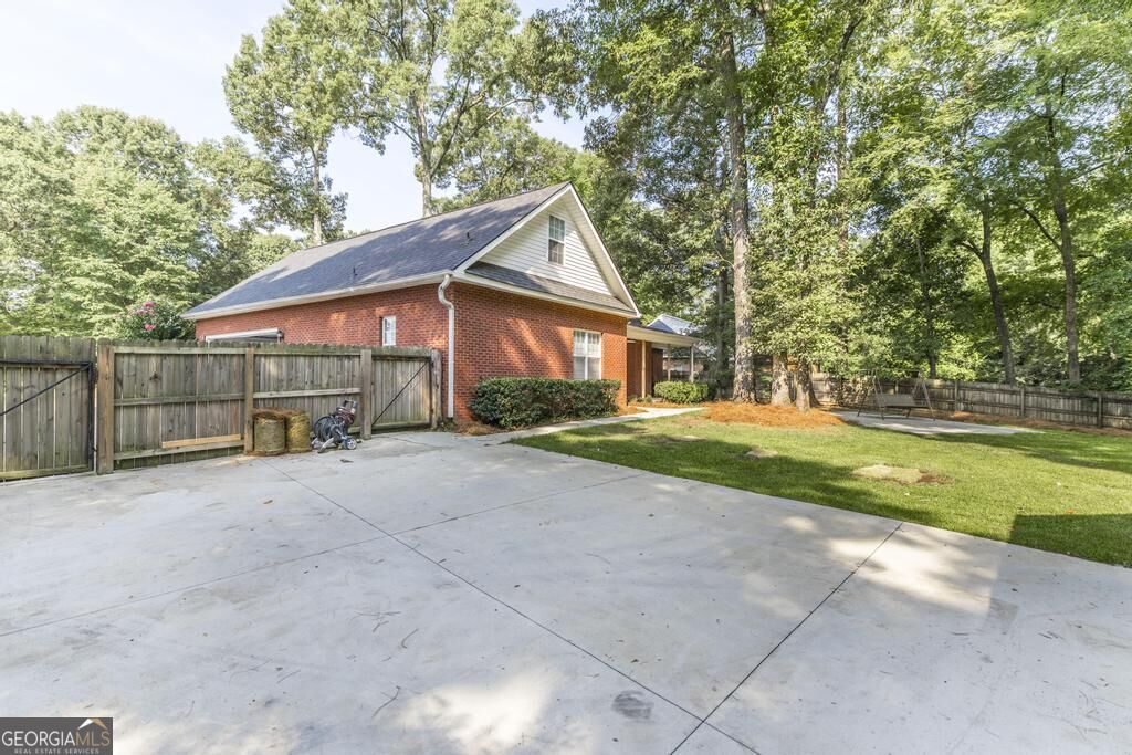 108 Scotsburg Drive Property Photo 29