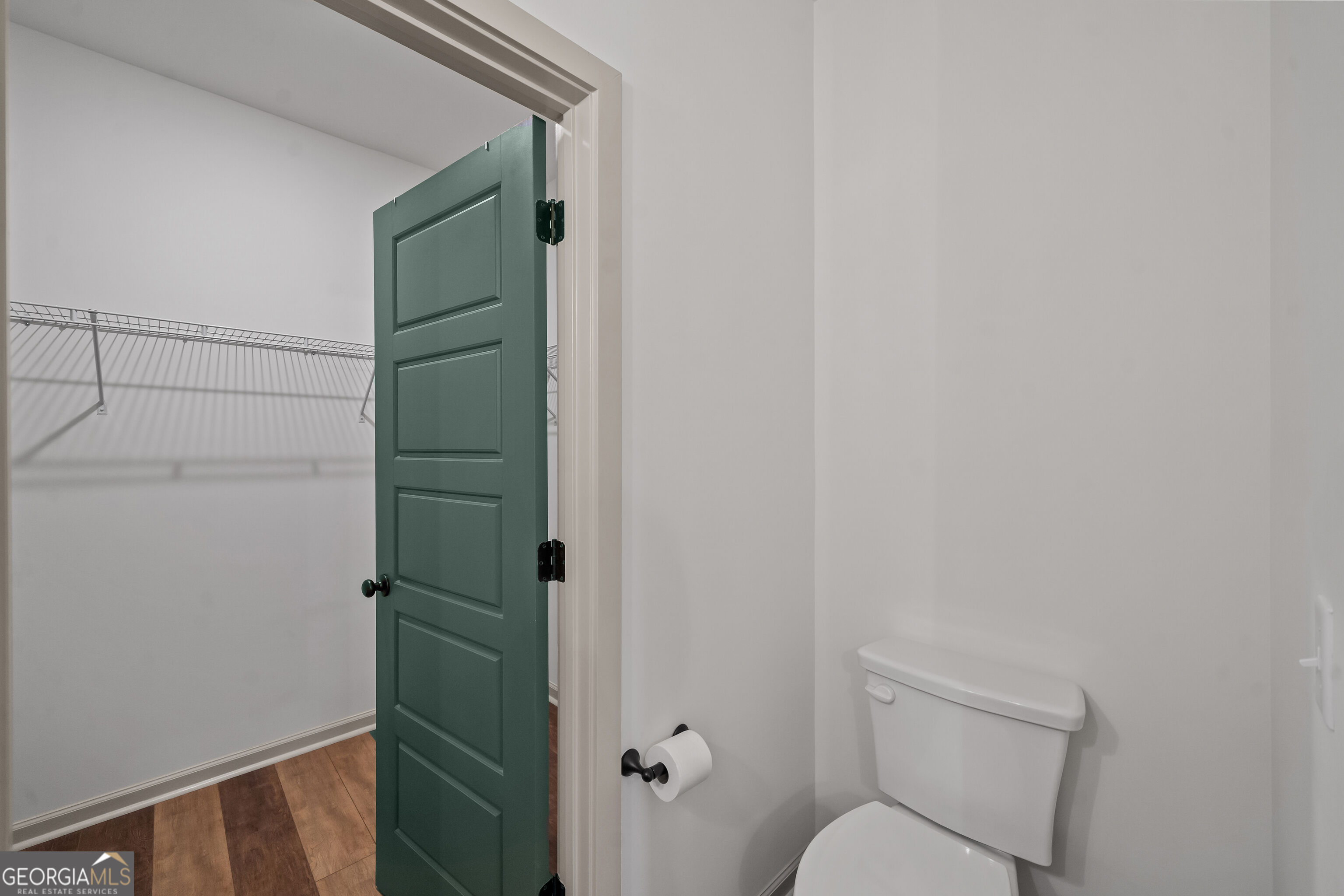145 Waters Property Photo 26