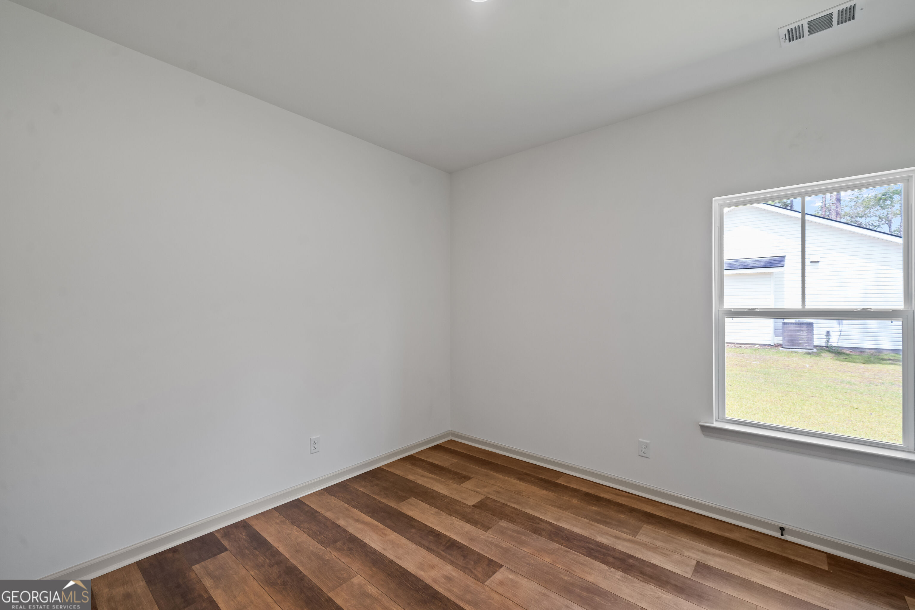 145 Waters Property Photo 29