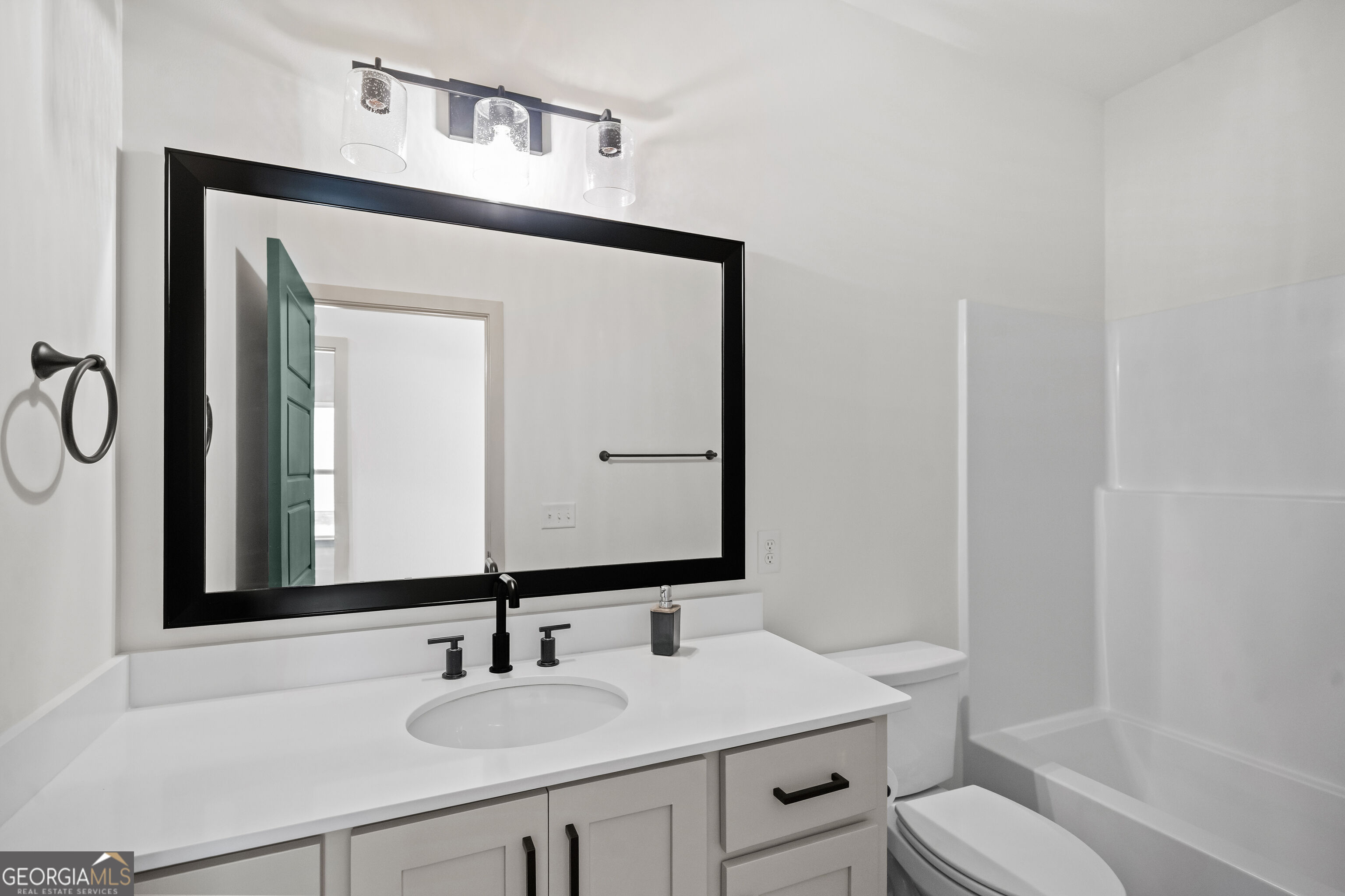 145 Waters Property Photo 35