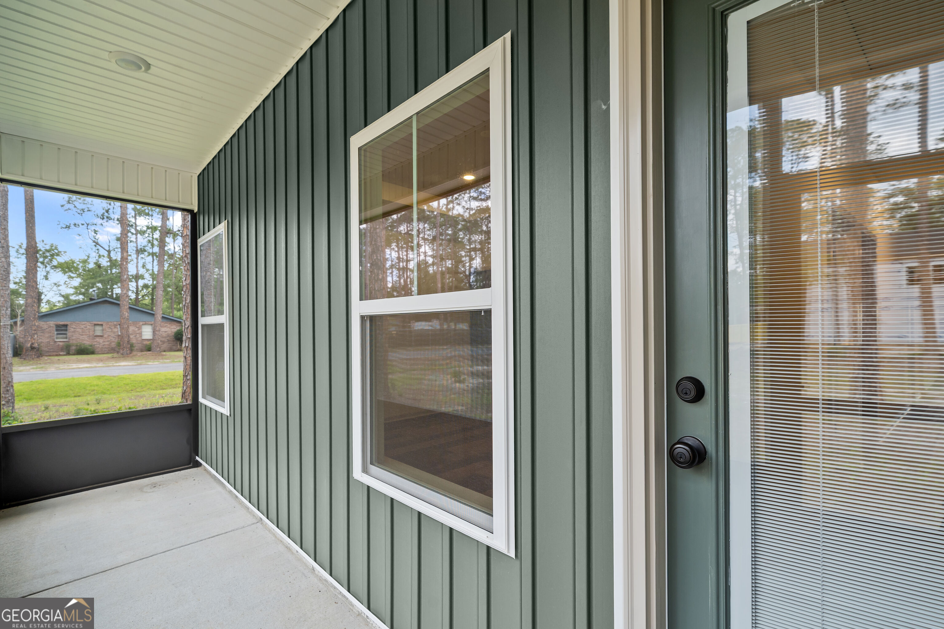 145 Waters Property Photo 40