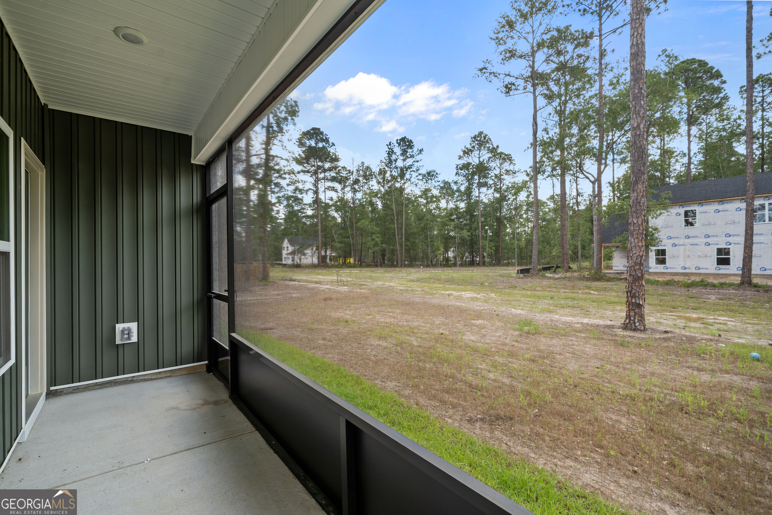 145 Waters Property Photo 41