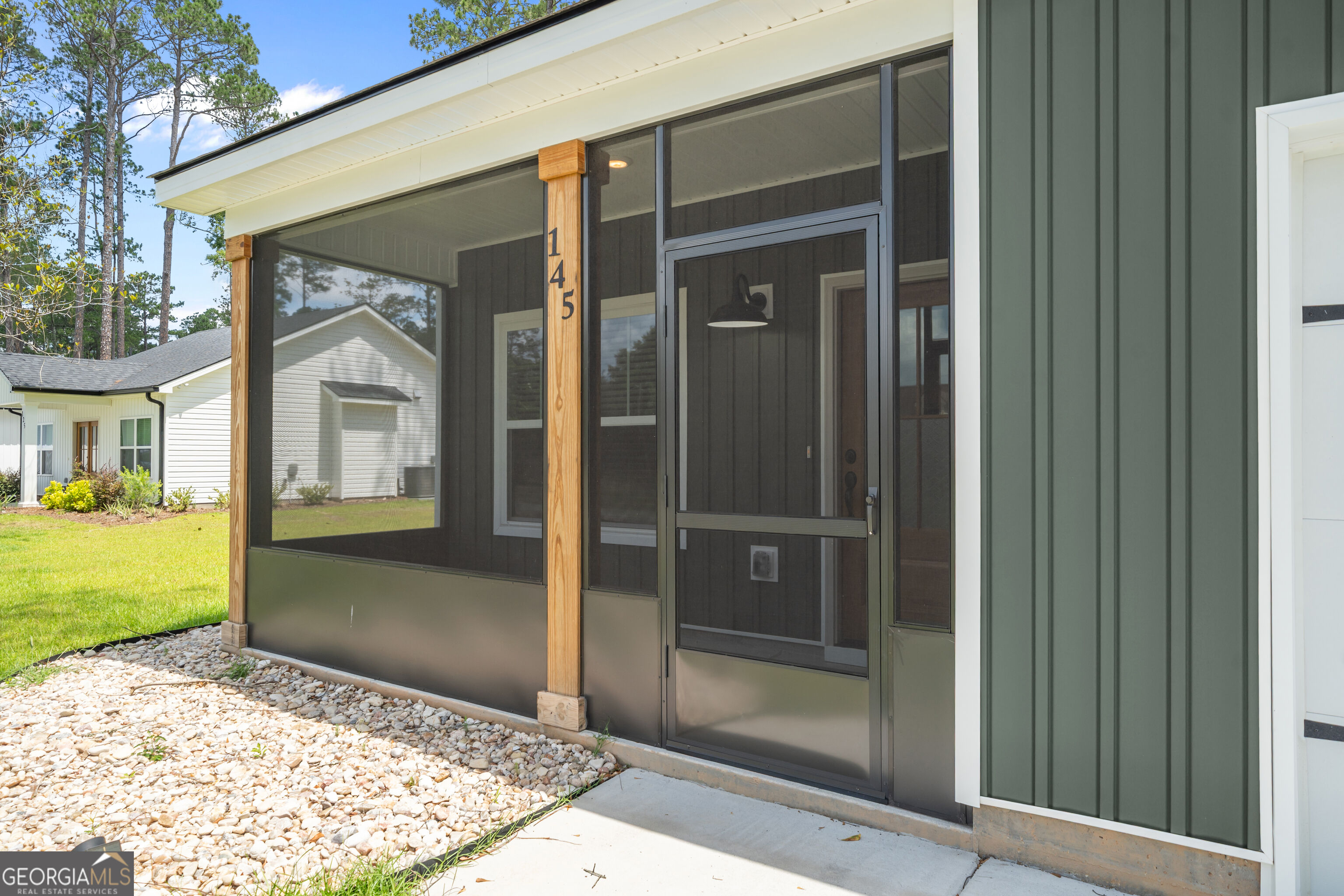 145 Waters Property Photo 48