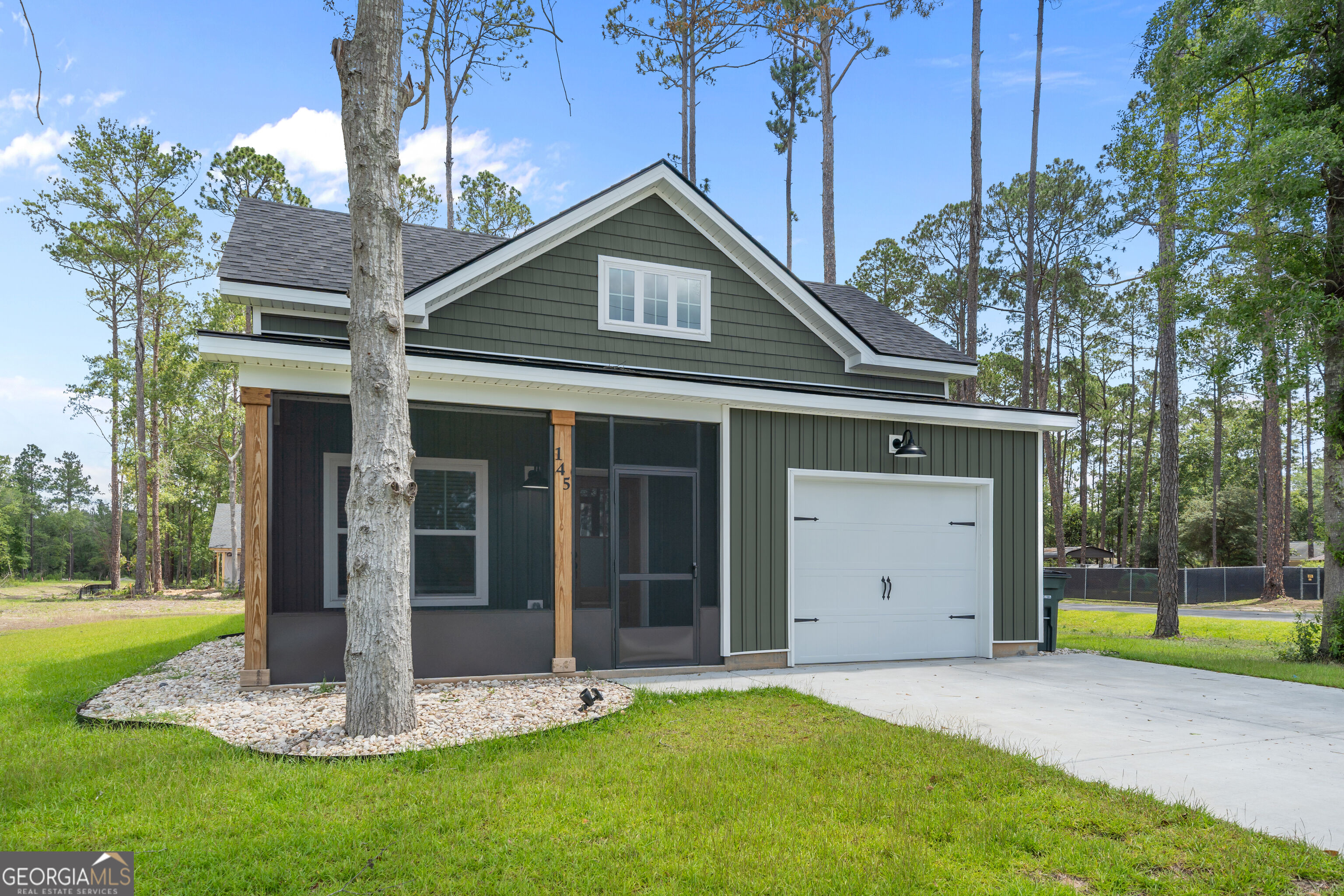 145 Waters Property Photo 49