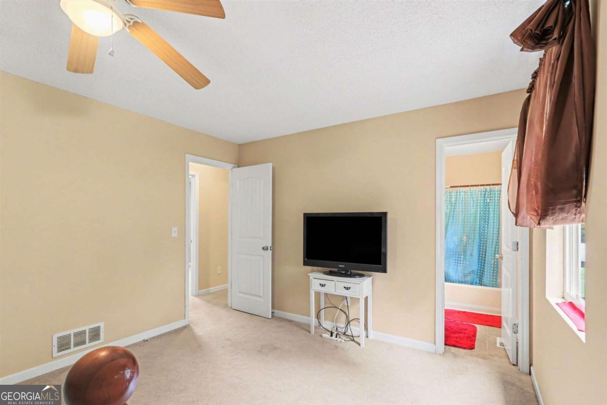 680 Horsley Mill Road Property Photo 12