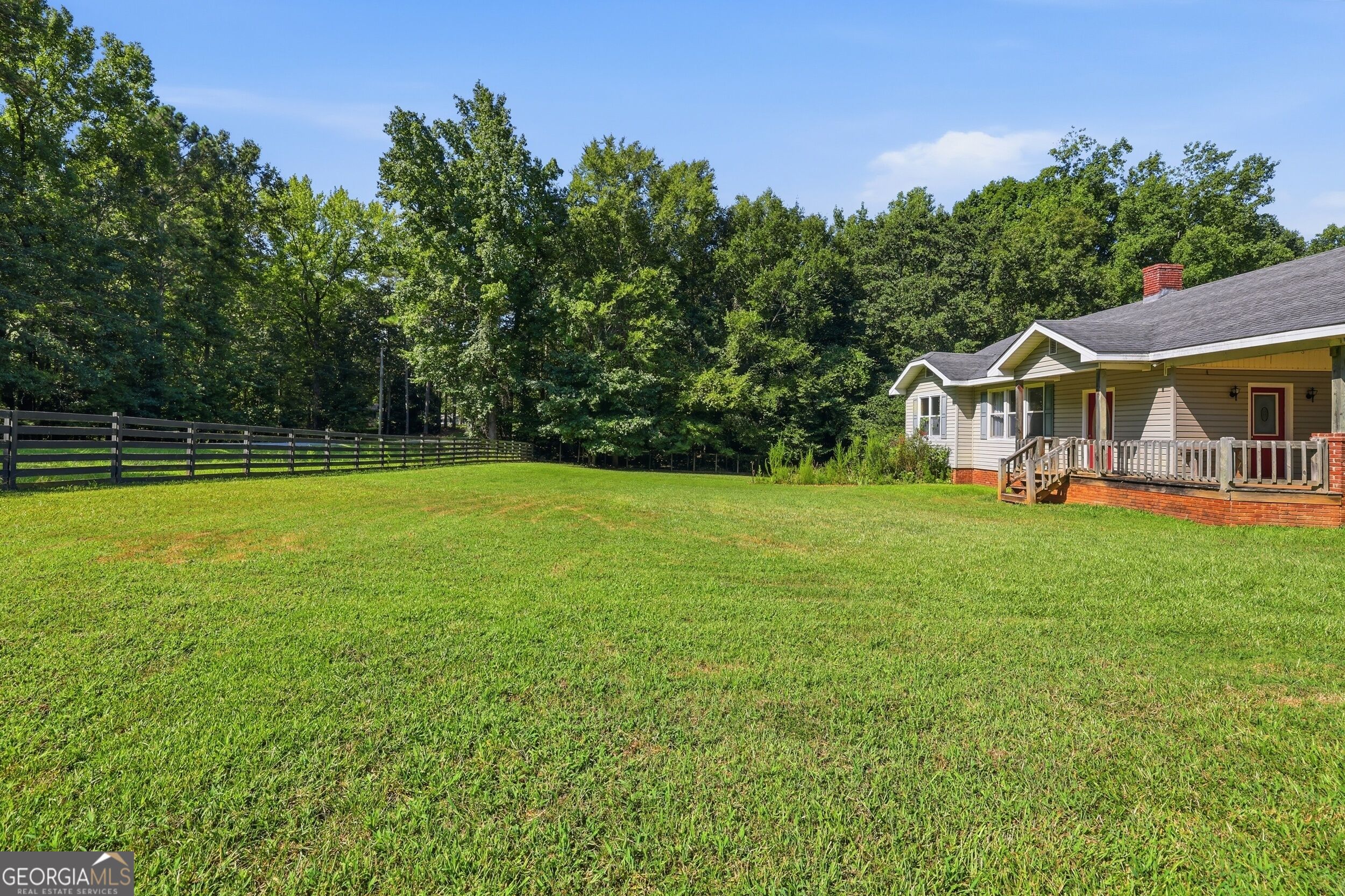 1100 Bodie Rayle Road Property Photo 2