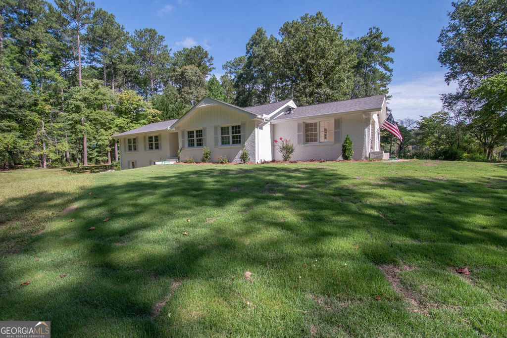 183 Busbin Road Property Photo 4