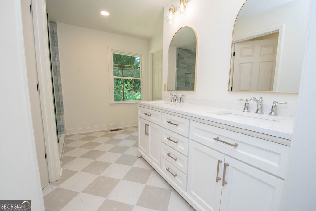 183 Busbin Road Property Photo 16