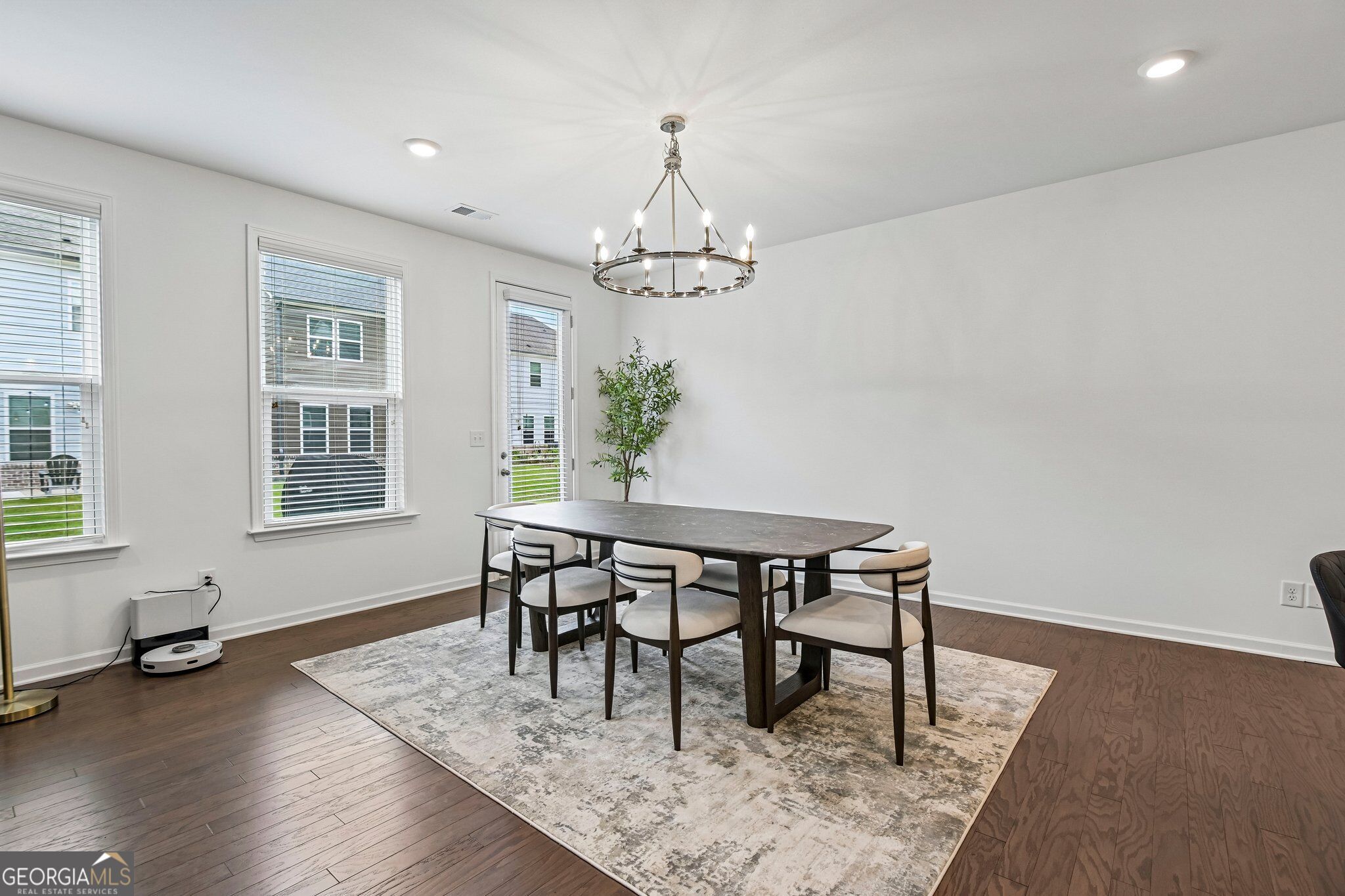 4083 Halton Road Property Photo 6