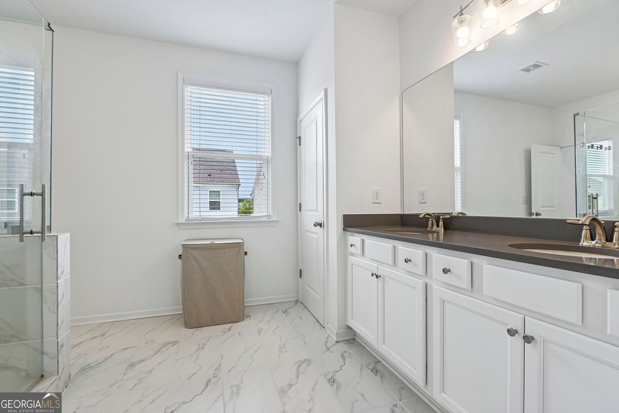 4083 Halton Road Property Photo 15