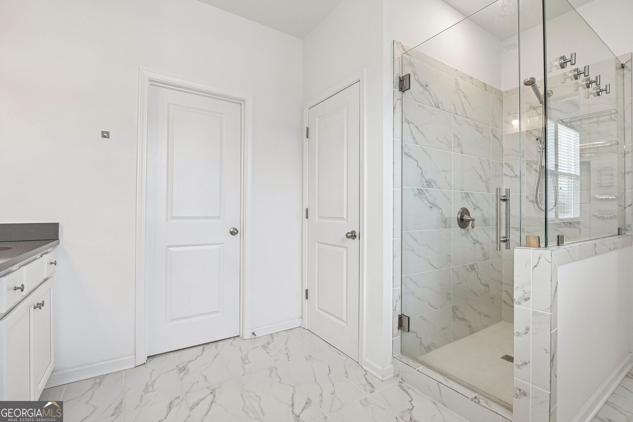 4083 Halton Road Property Photo 16