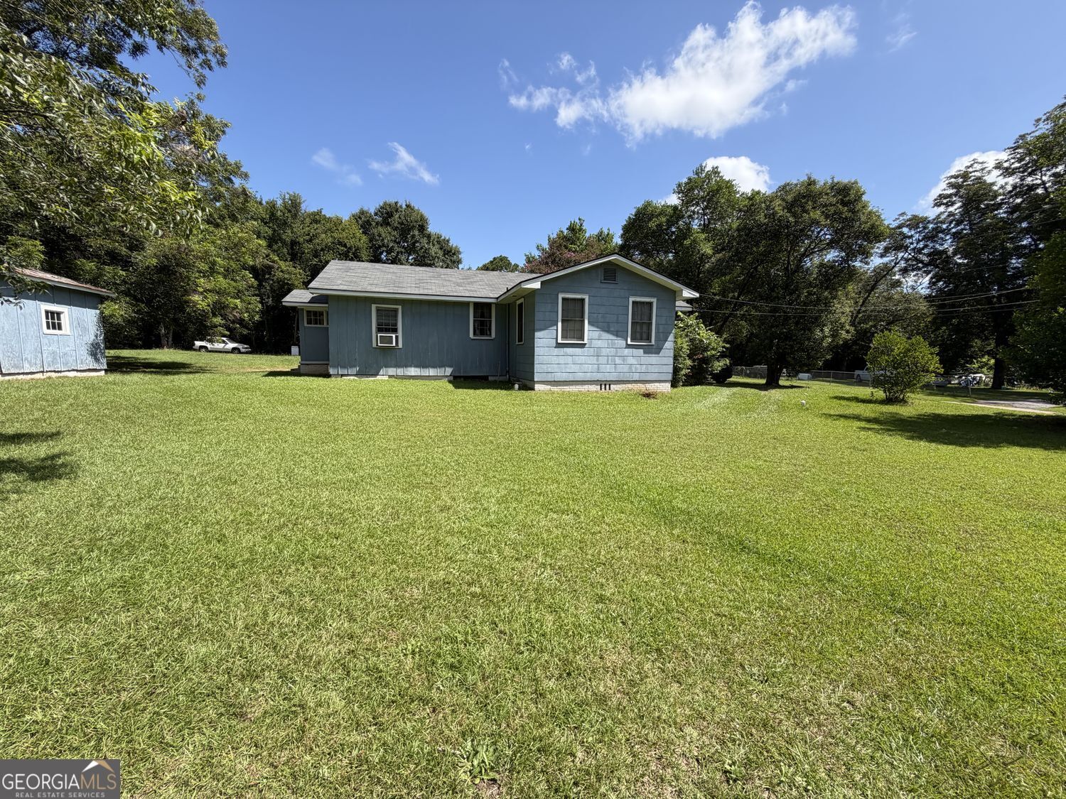 4041 San Juan Avenue Property Photo 3