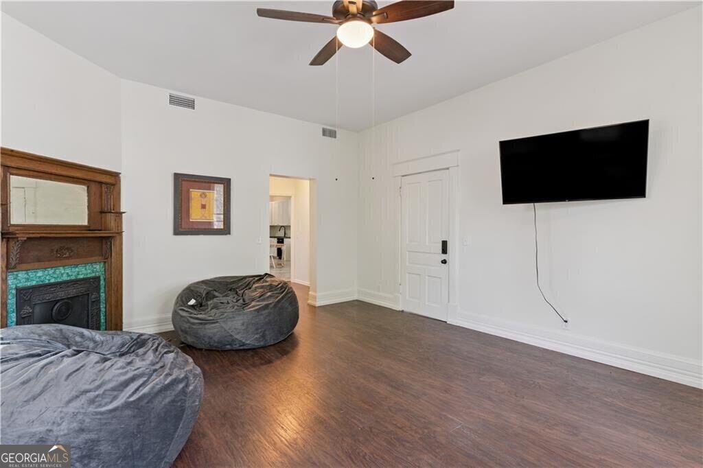 1113 Grant Street Property Photo 4