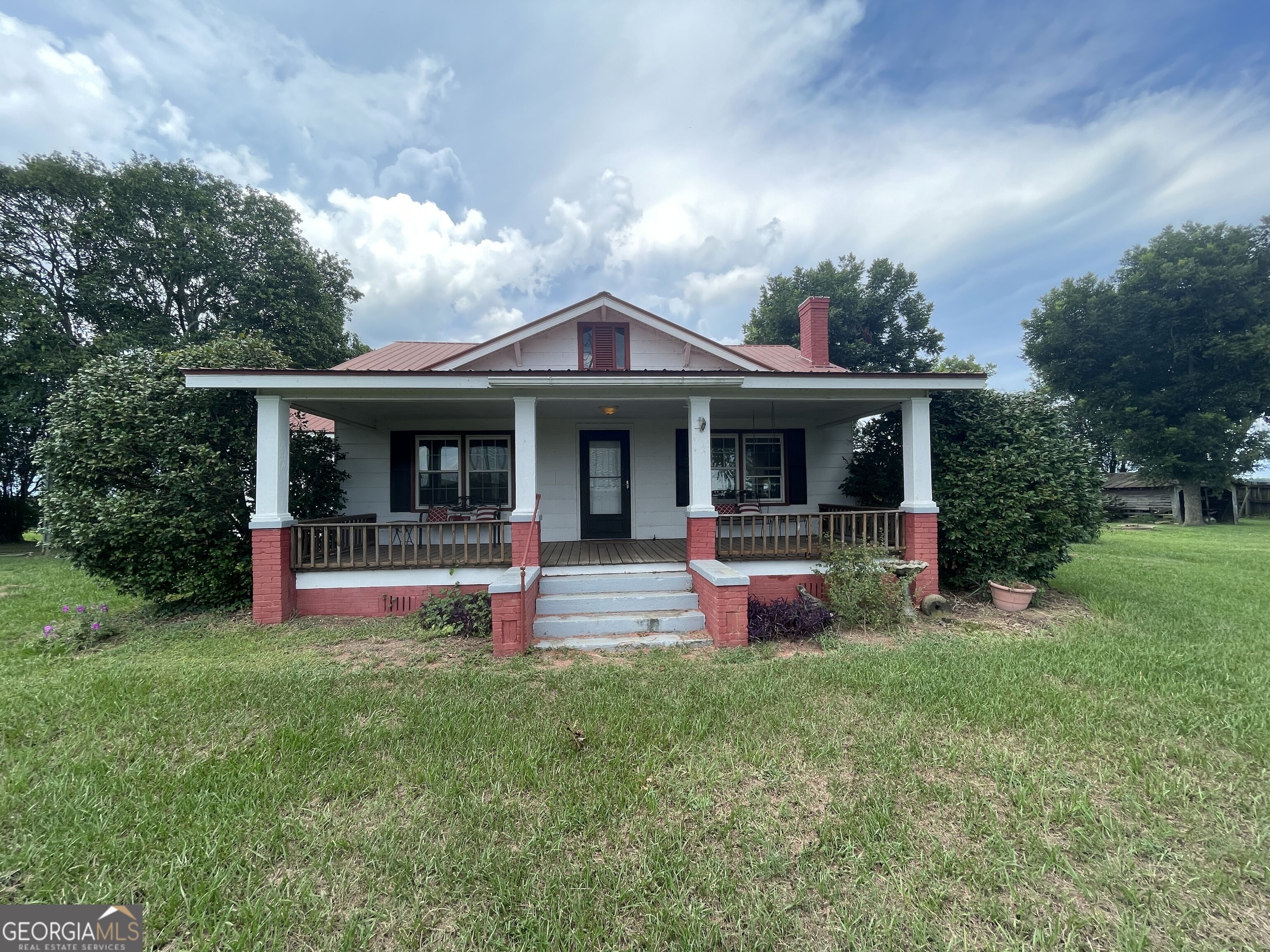 231 Barlow Road Property Photo 1