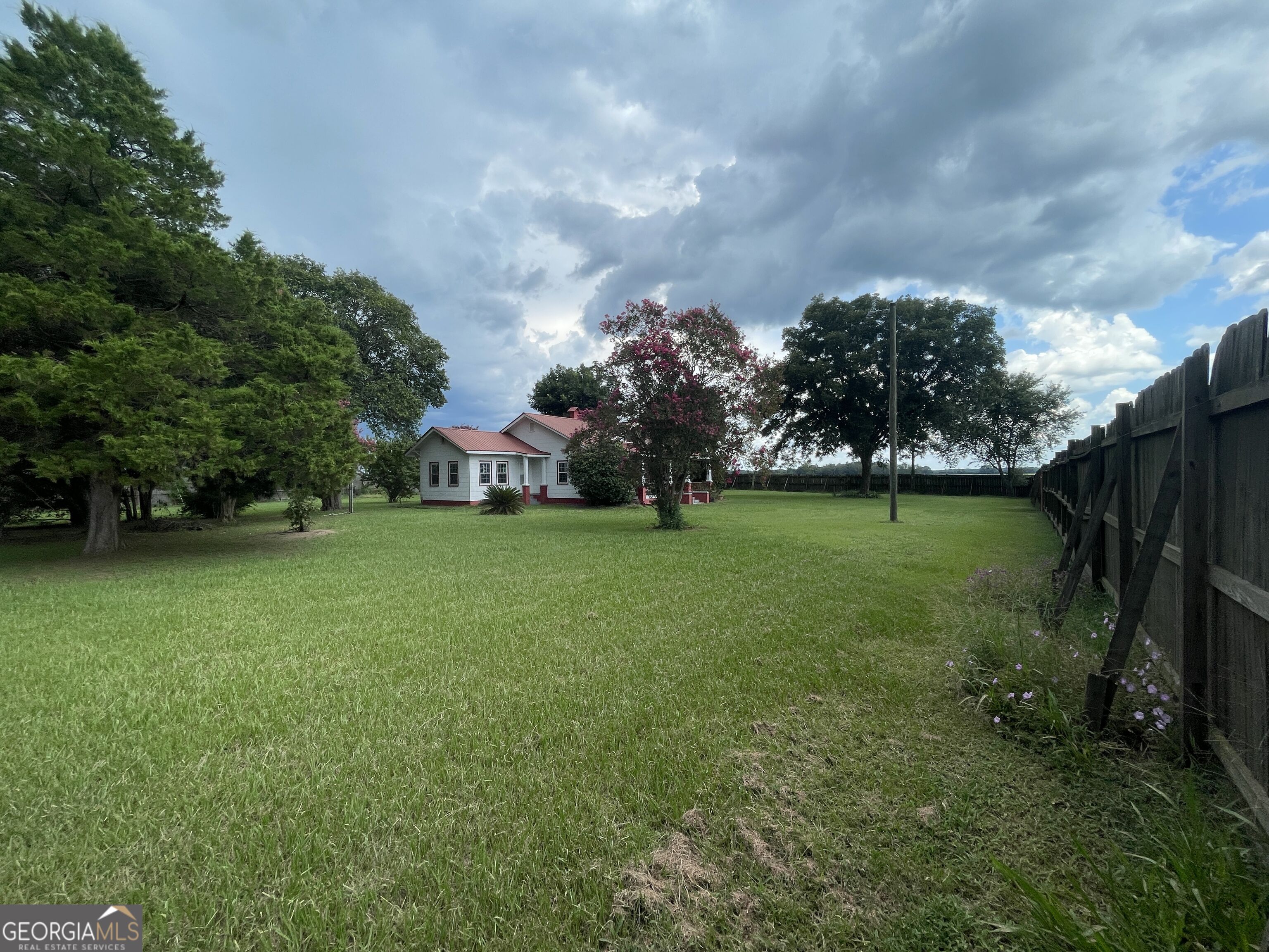 231 Barlow Road Property Photo 40