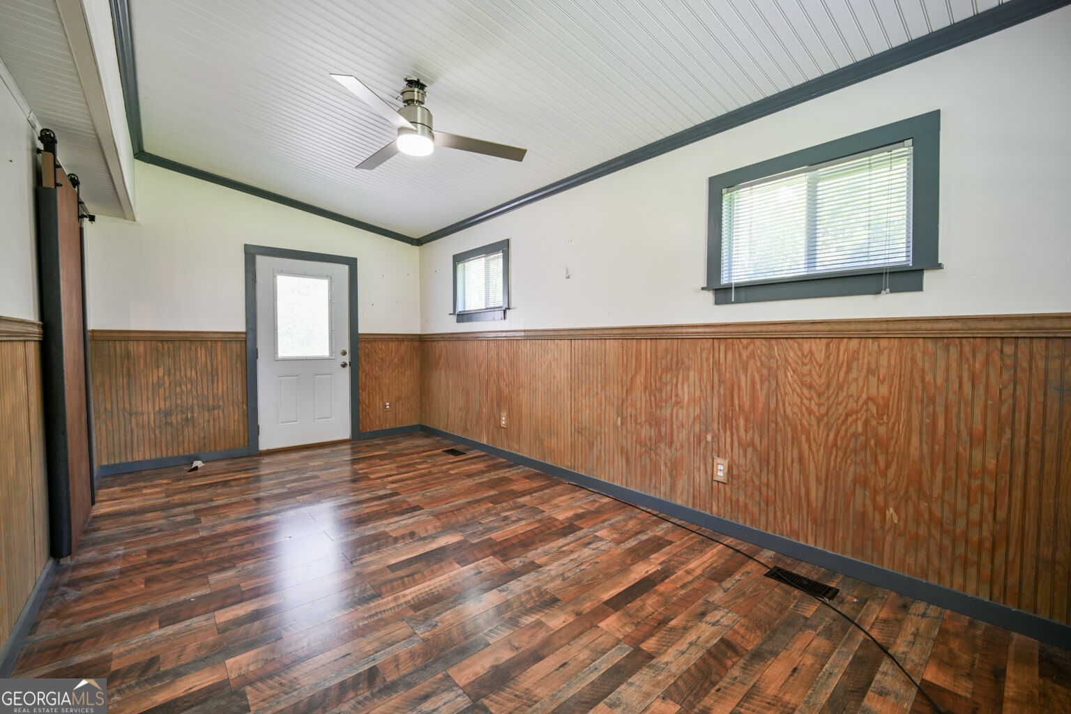 140 October Woods Drive Property Photo 13