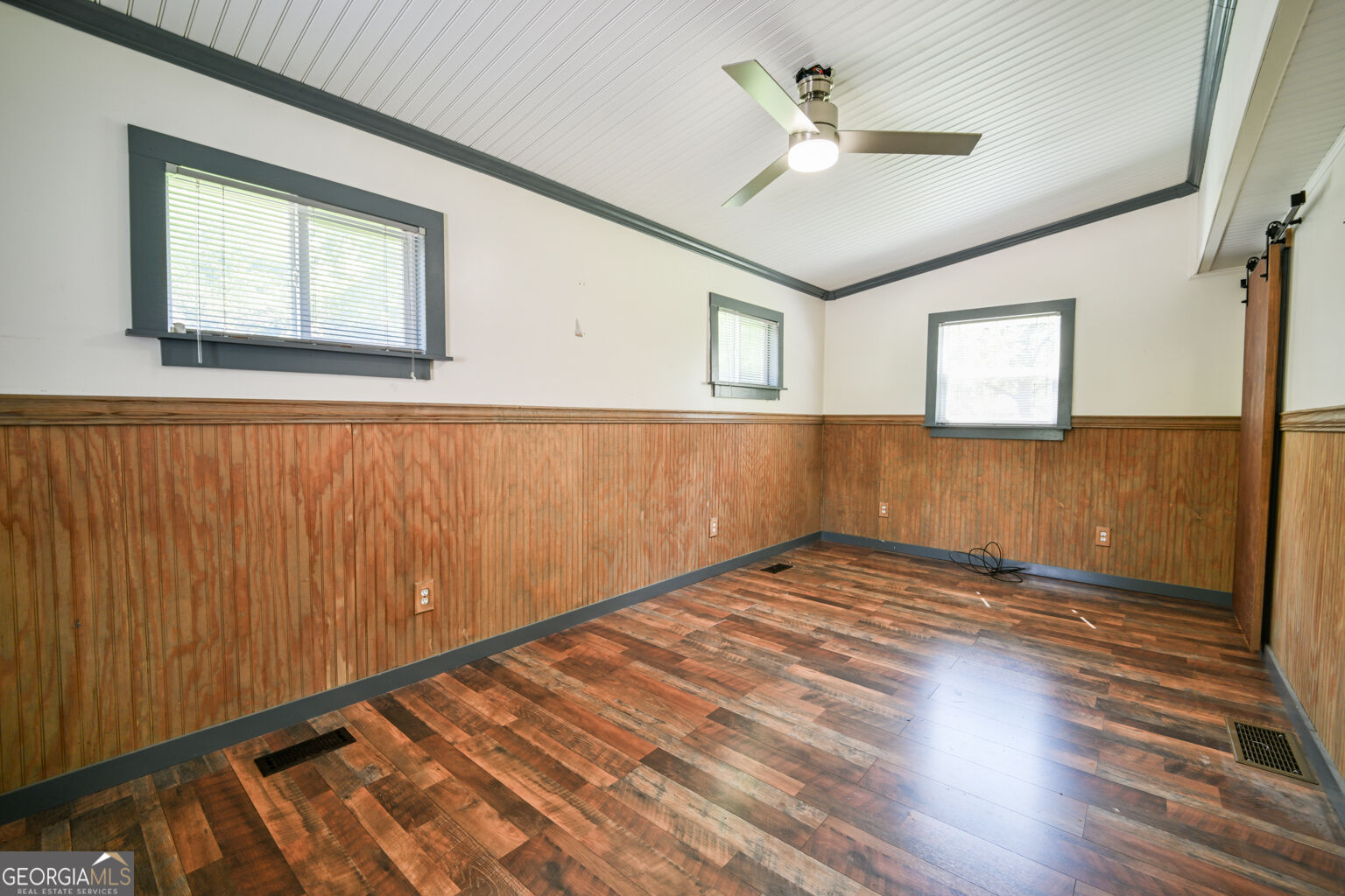 140 October Woods Drive Property Photo 16