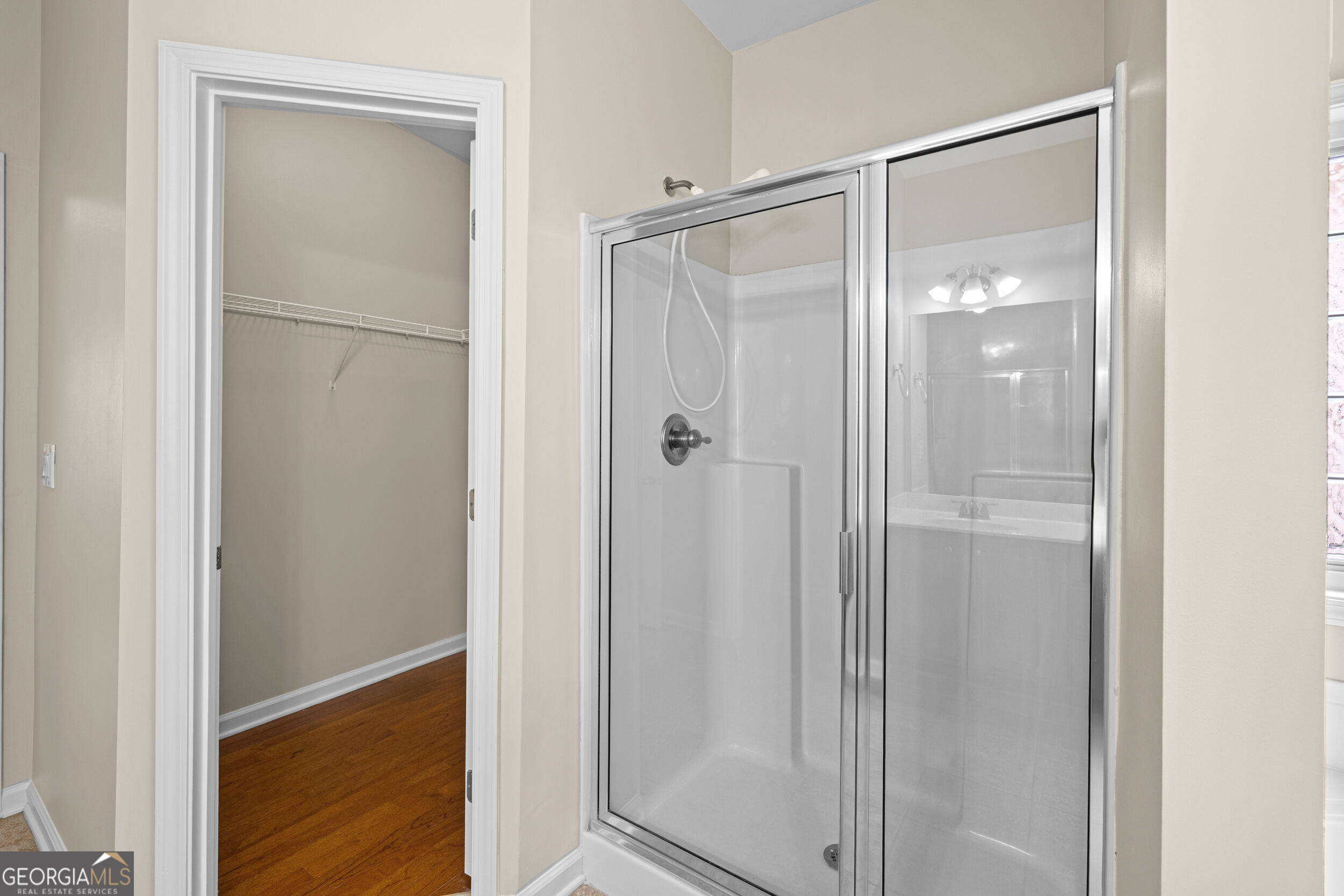8004 Larksview Drive Property Photo 37