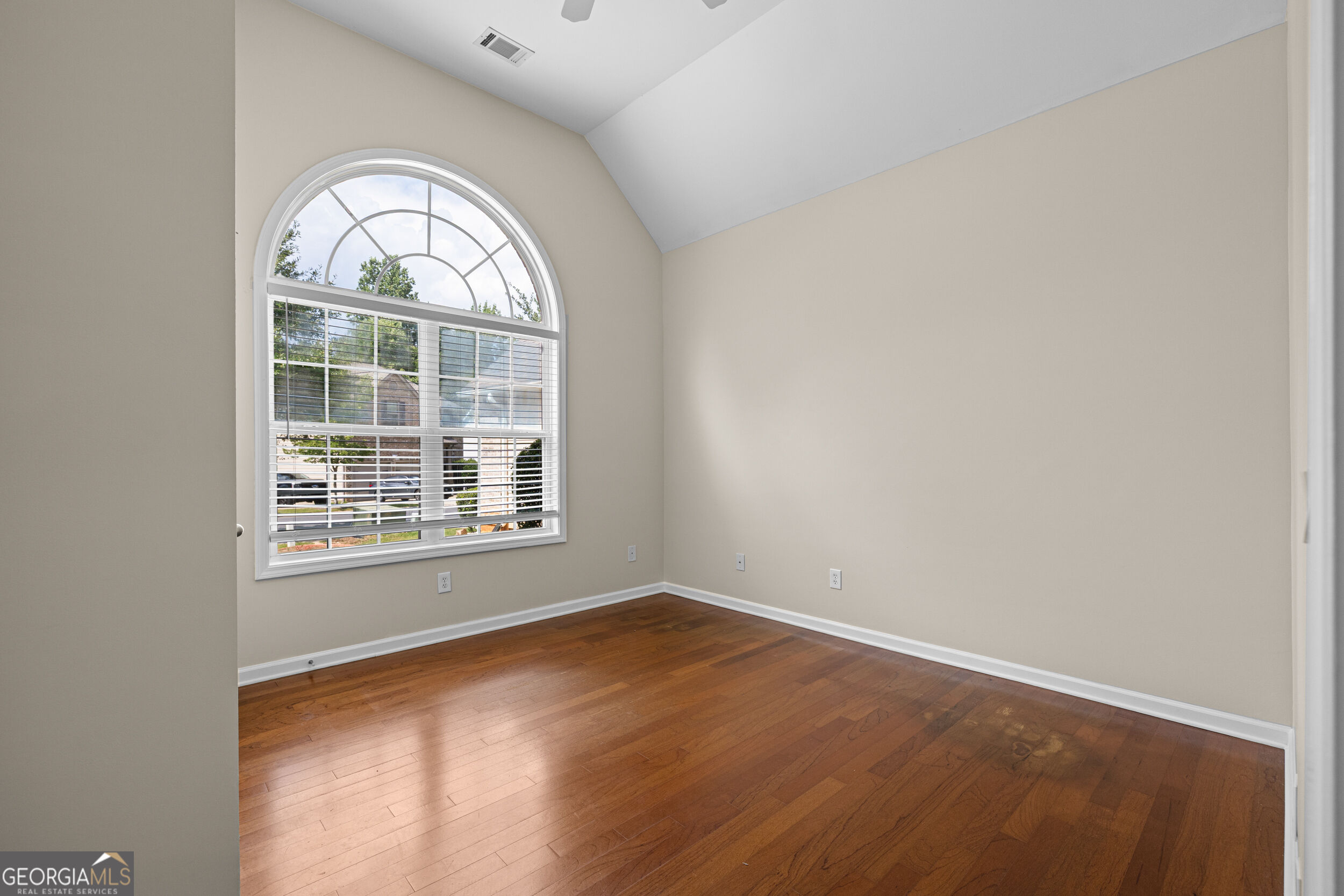 8004 Larksview Drive Property Photo 50