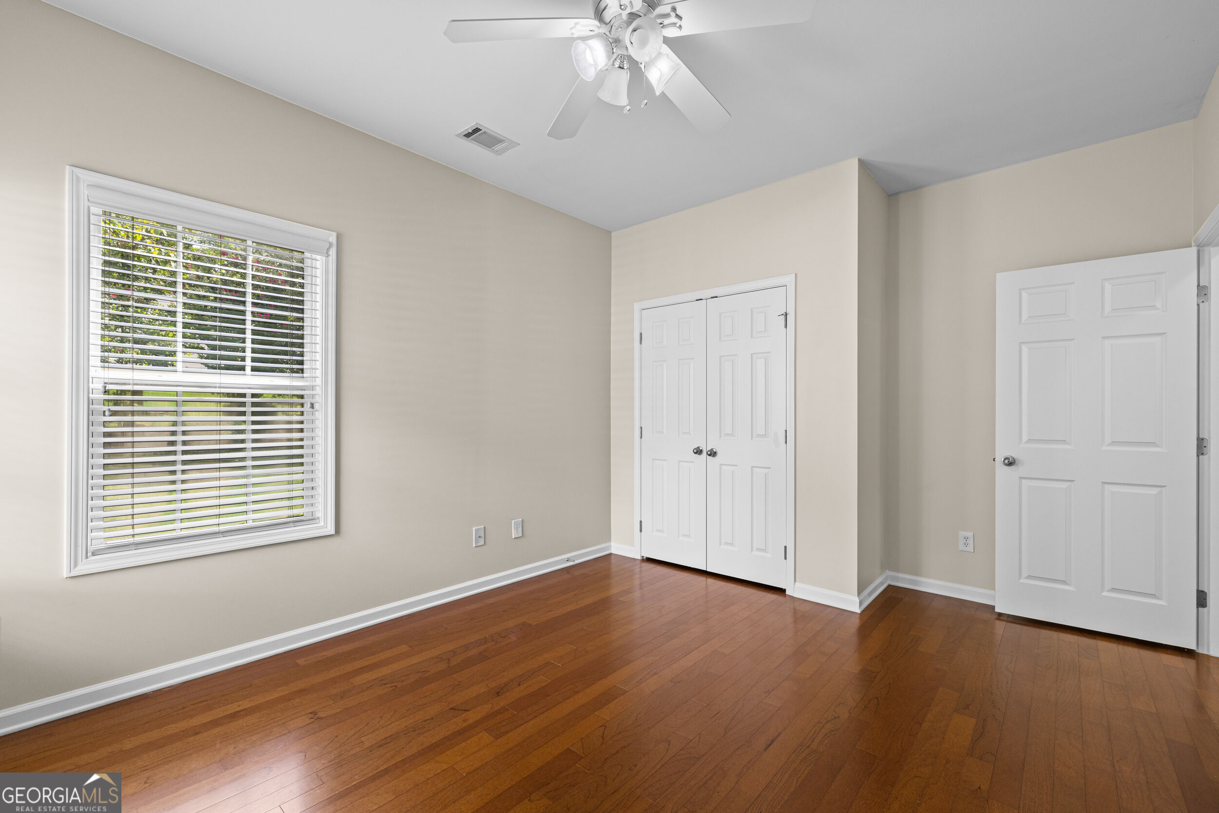 8004 Larksview Drive Property Photo 51