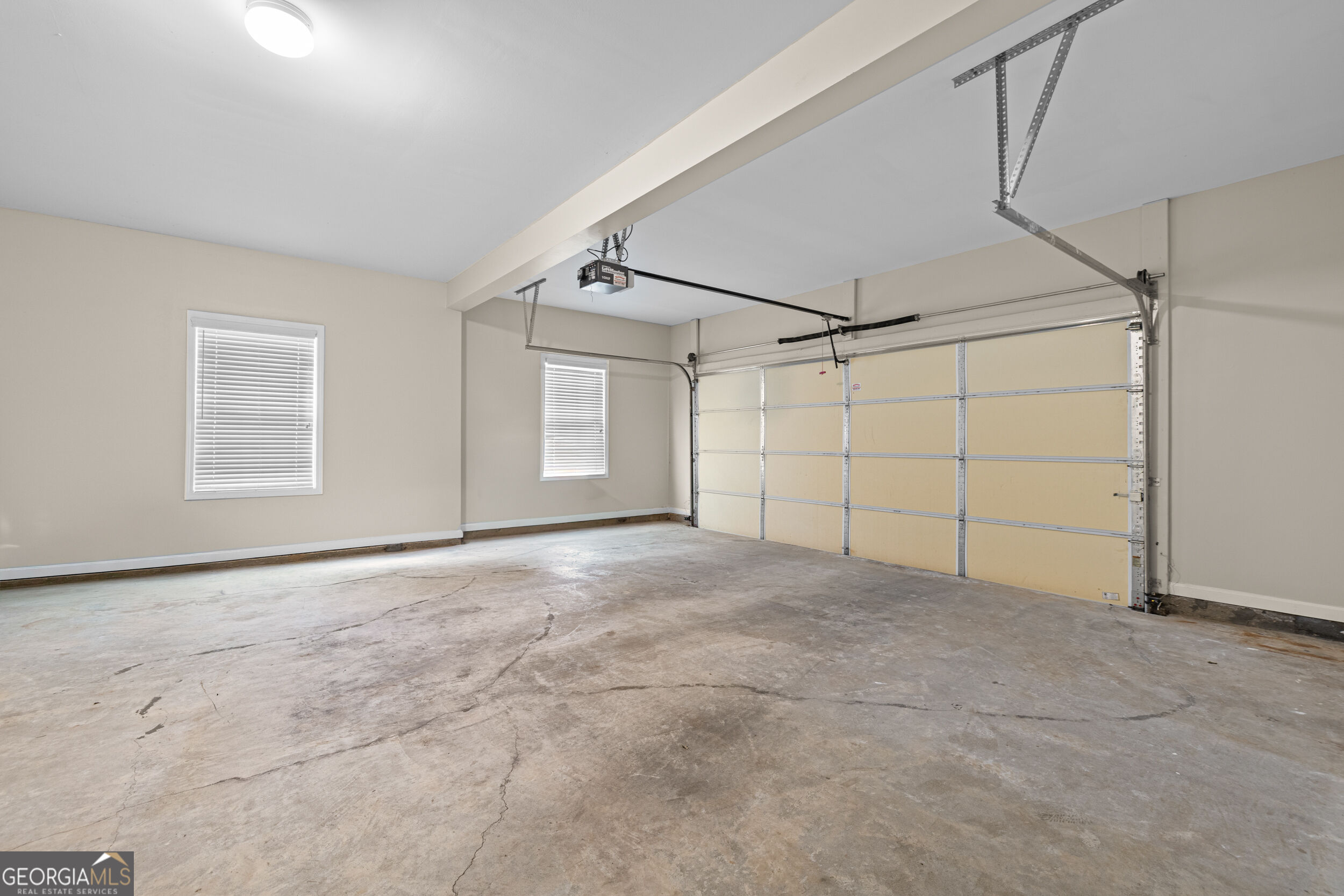 8004 Larksview Drive Property Photo 54
