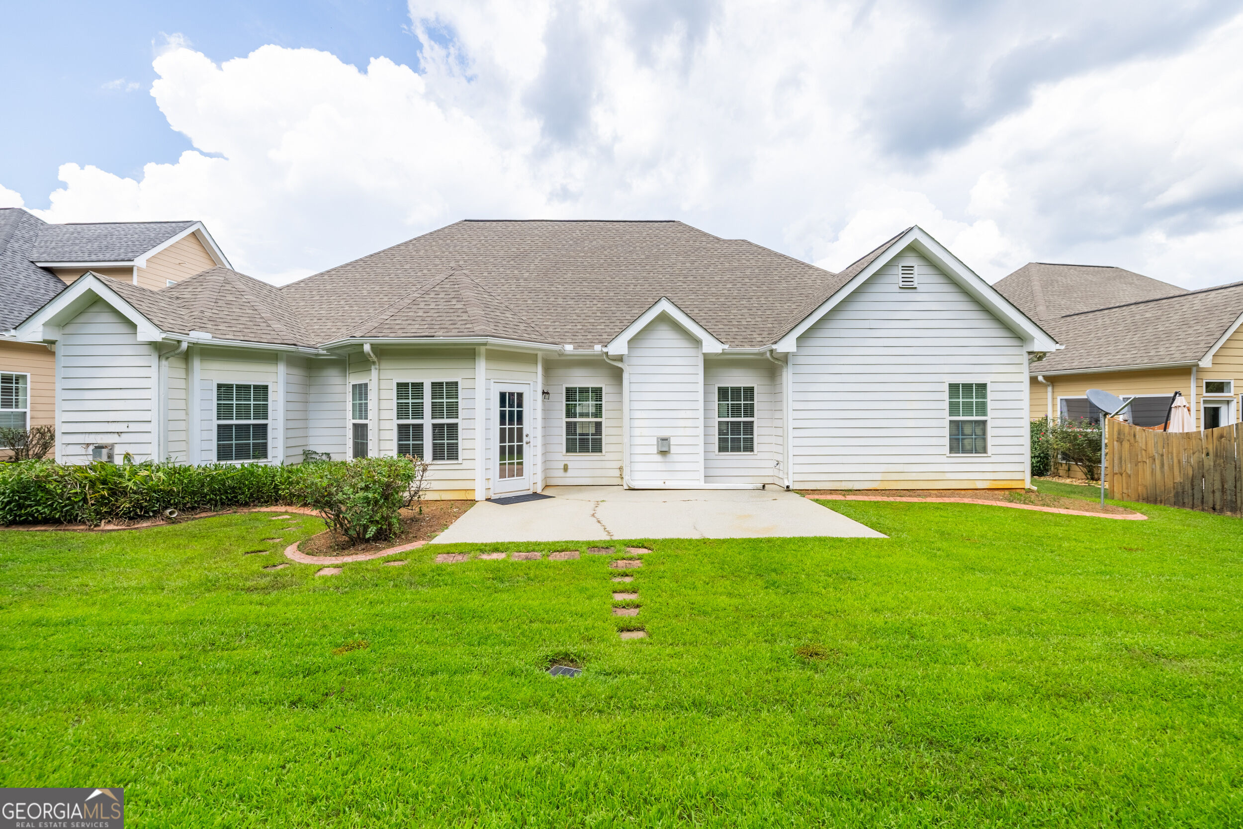 8004 Larksview Drive Property Photo 57