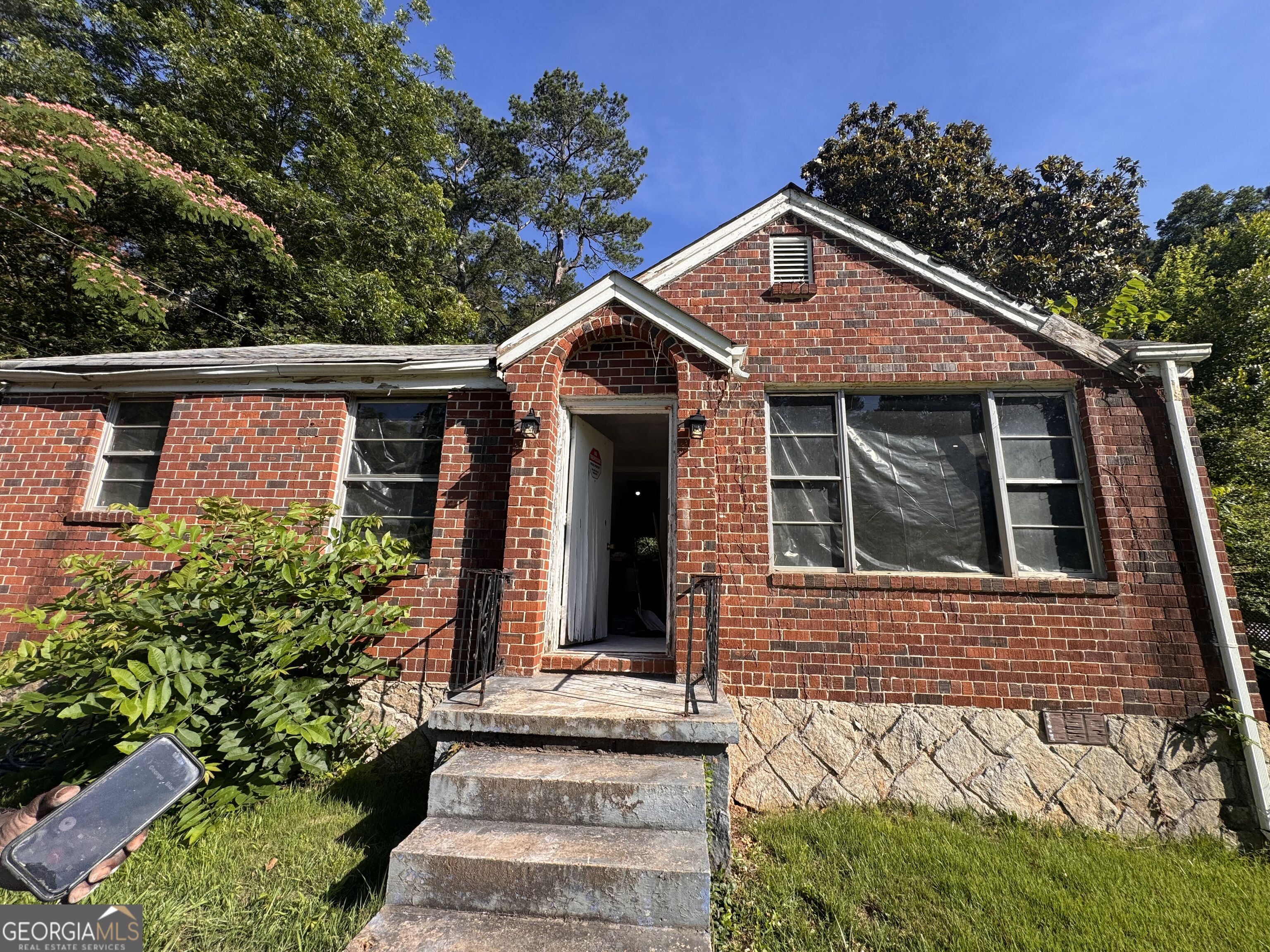 1532 Columbia Circle Property Photo 1